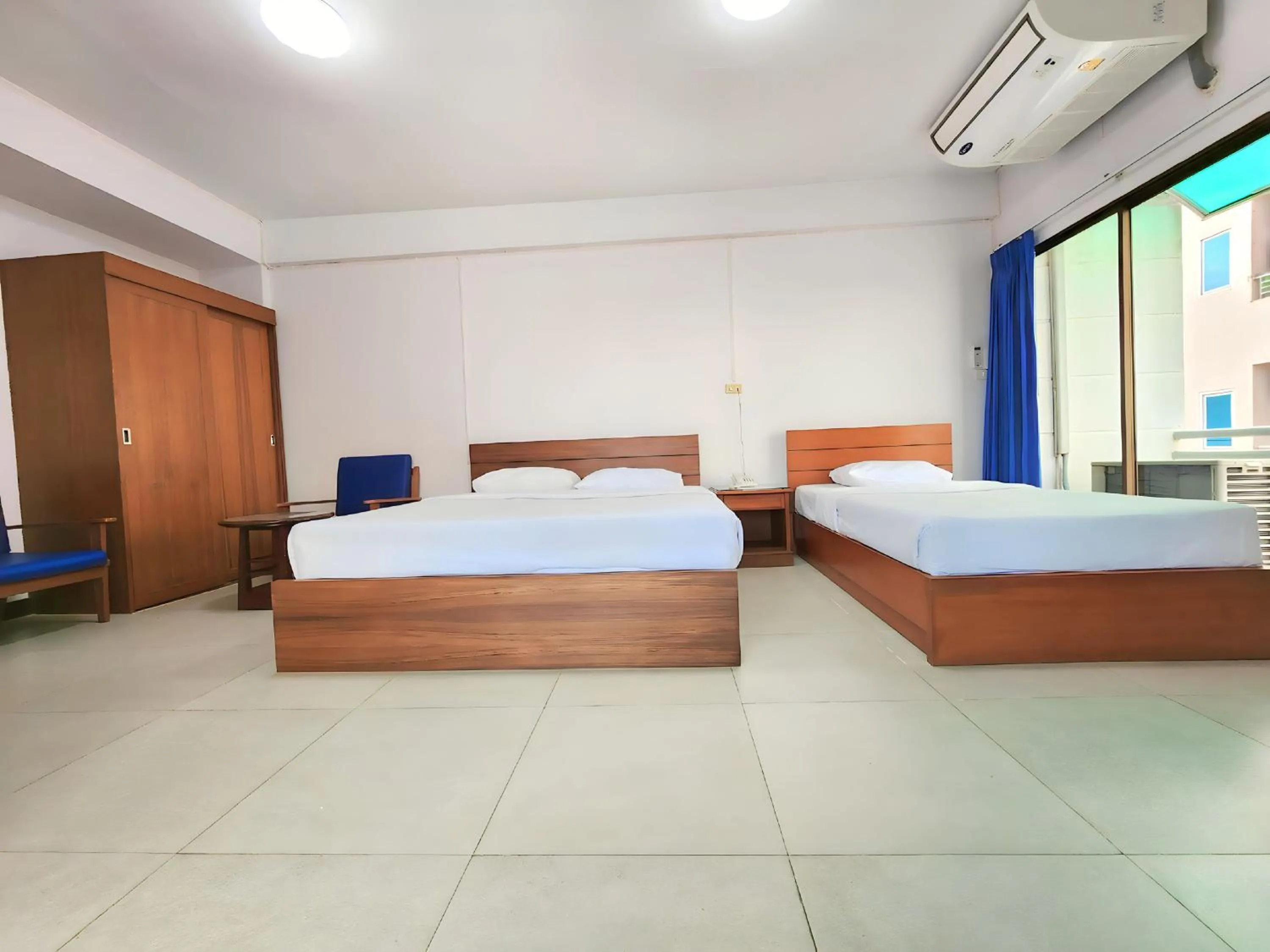 Bed in Siam Palace Hotel