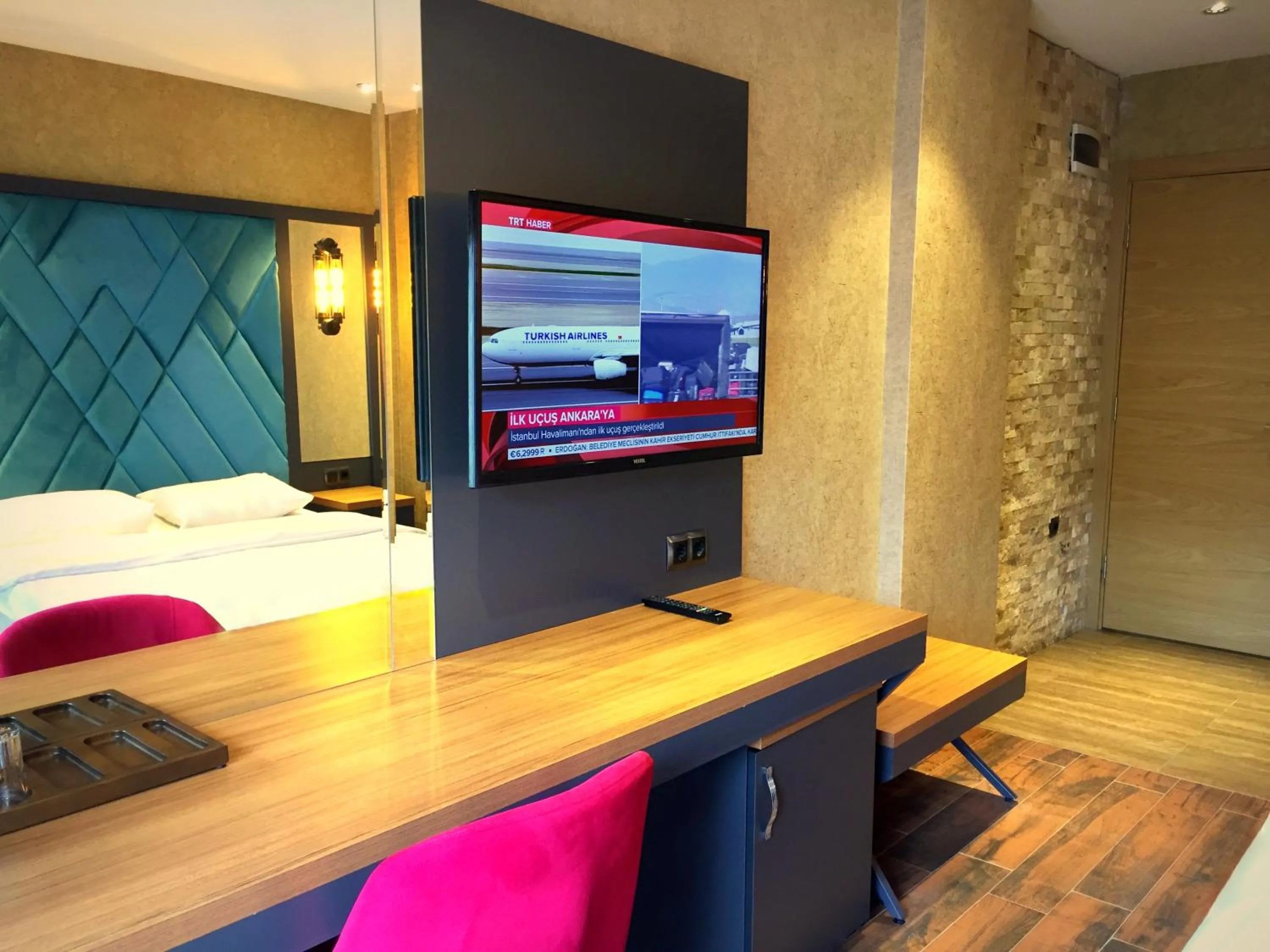 TV and multimedia, Bed in Inanlar Garden Hotel & Bungalow