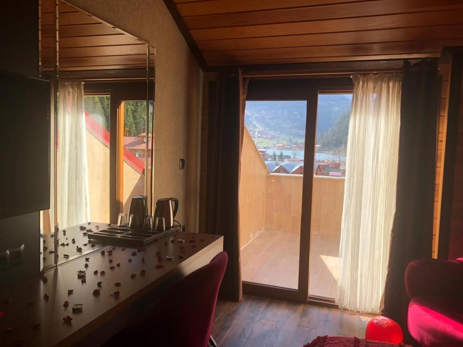 Balcony/Terrace in Inanlar Garden Hotel & Bungalow