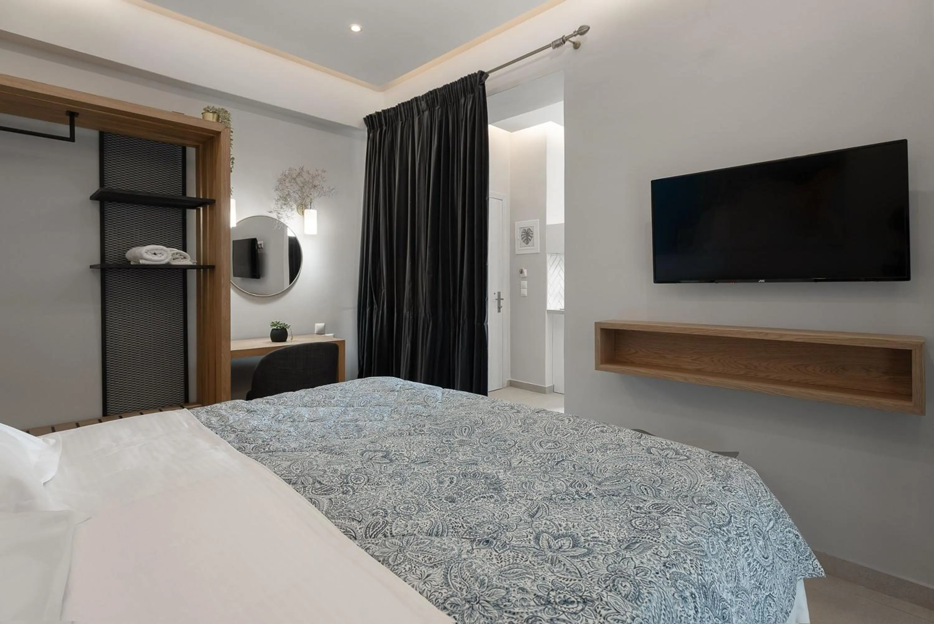 Bed in Captain's Seafront Apartments