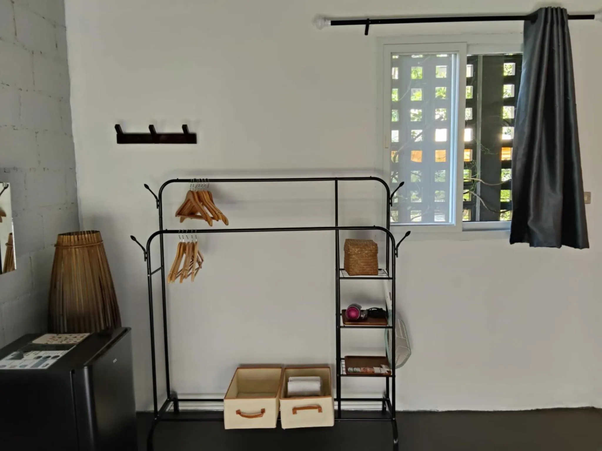 wardrobe, Bed in Baba pim villa