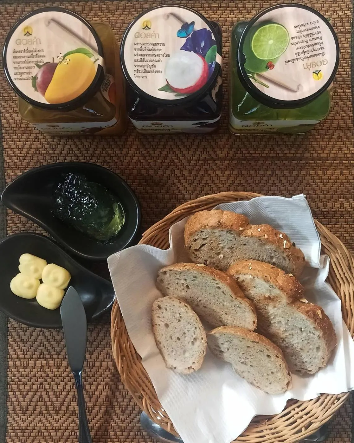 Breakfast in Baba pim villa