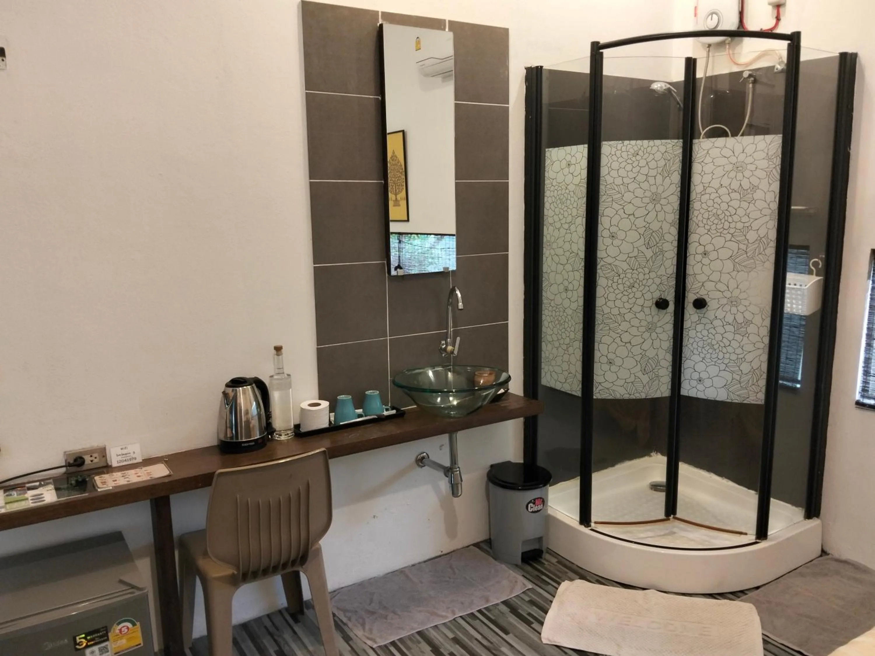 Shower in Baba pim villa