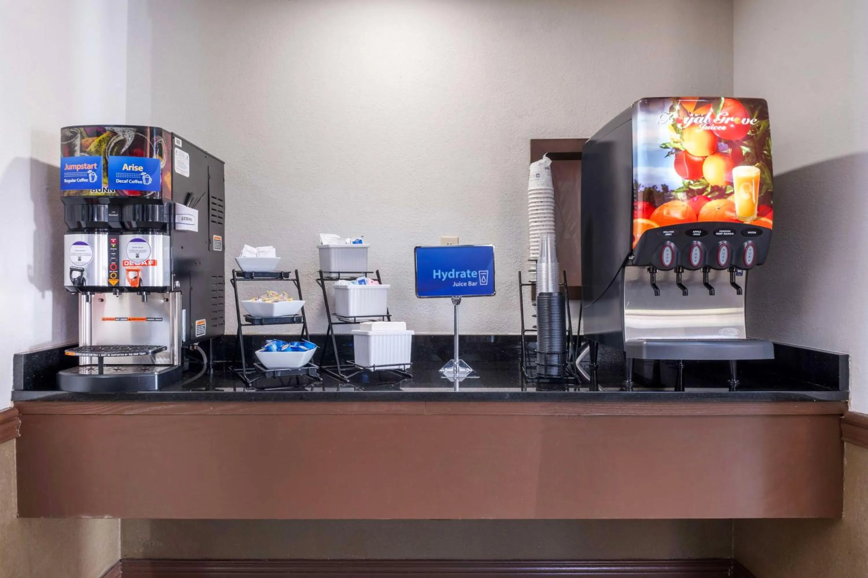 Breakfast in Best Western Campbellsville Inn