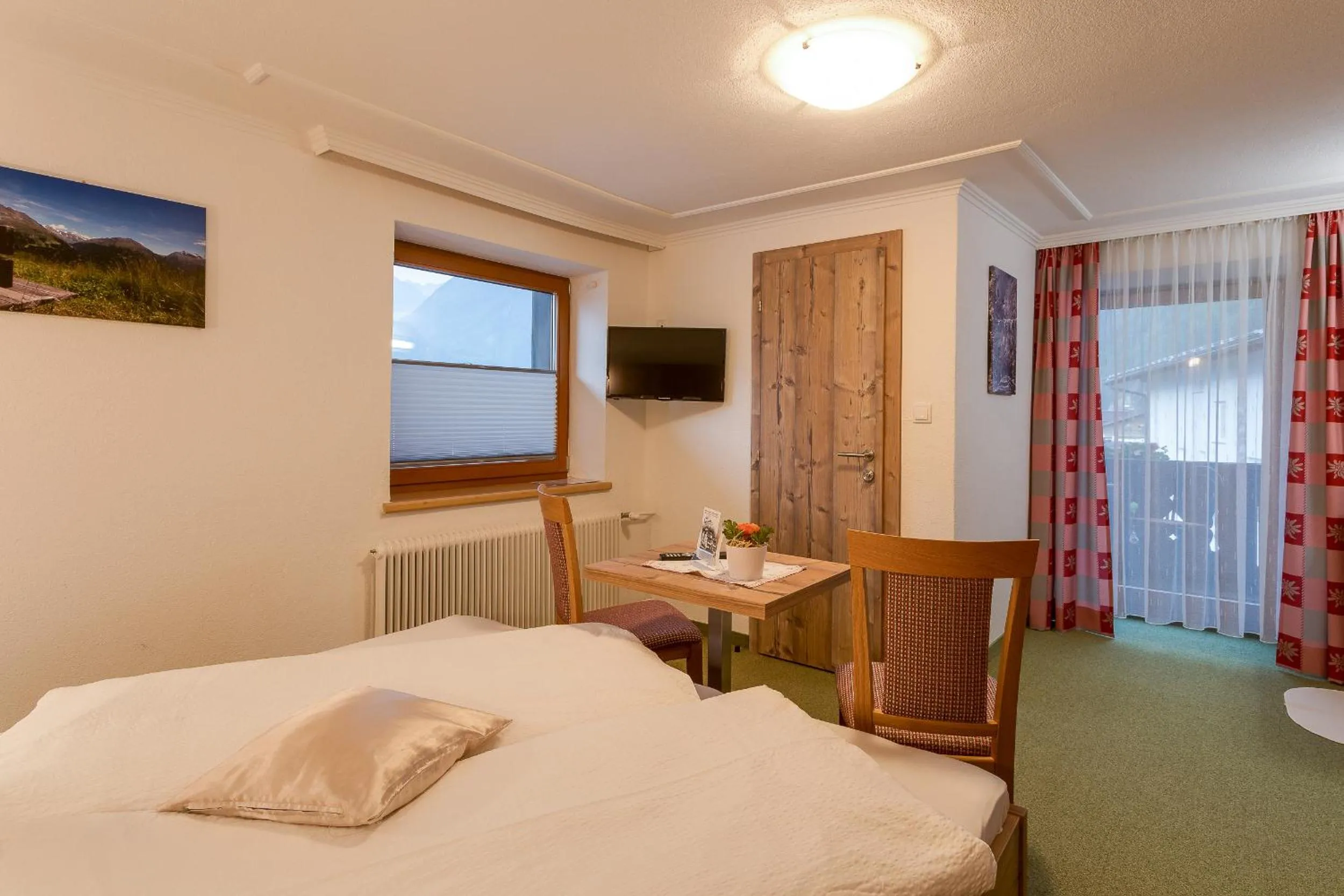 Photo of the whole room, Bed in Albert'n Haus