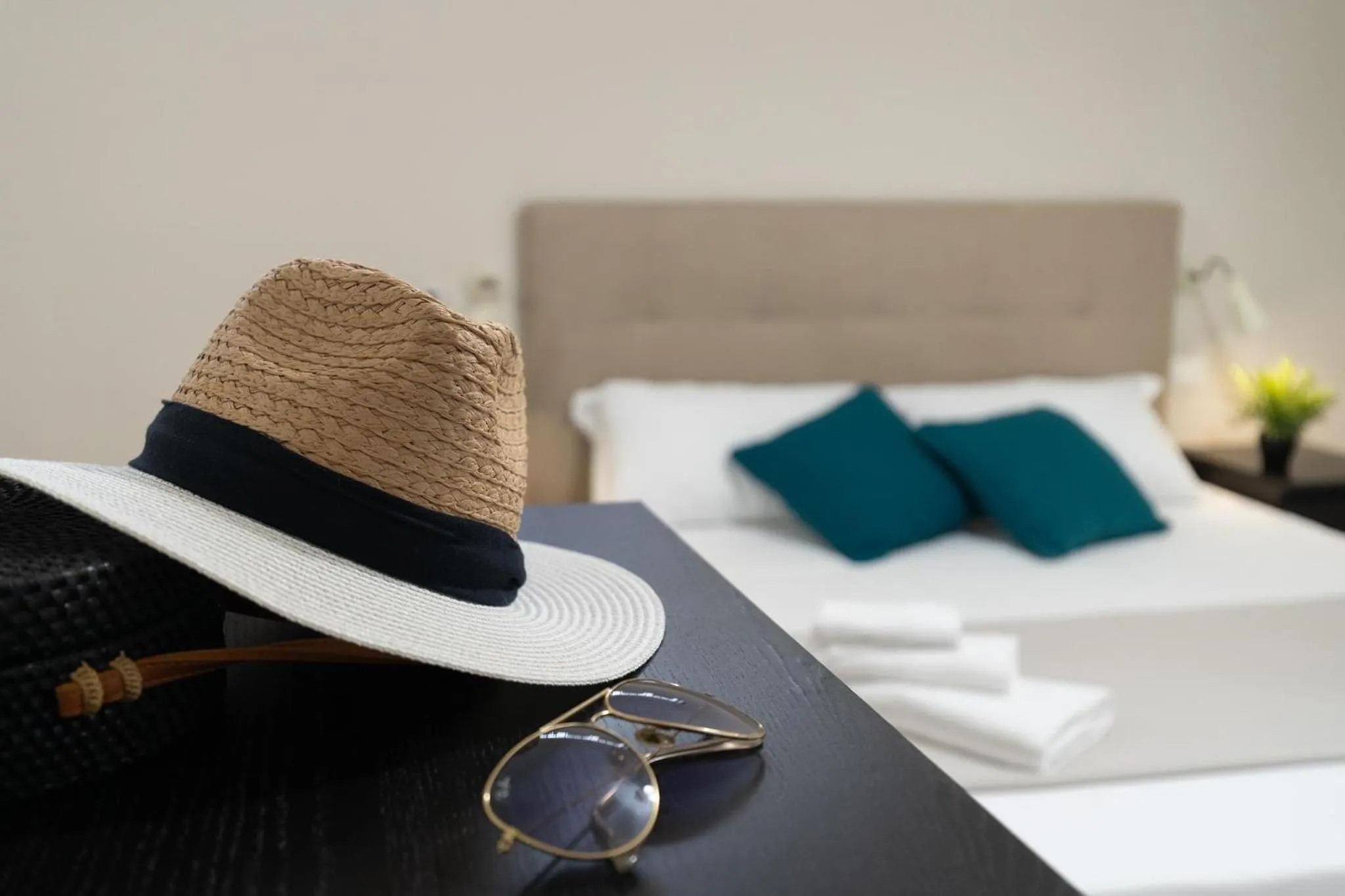 Bedroom, Bed in Khome Giardini Naxos