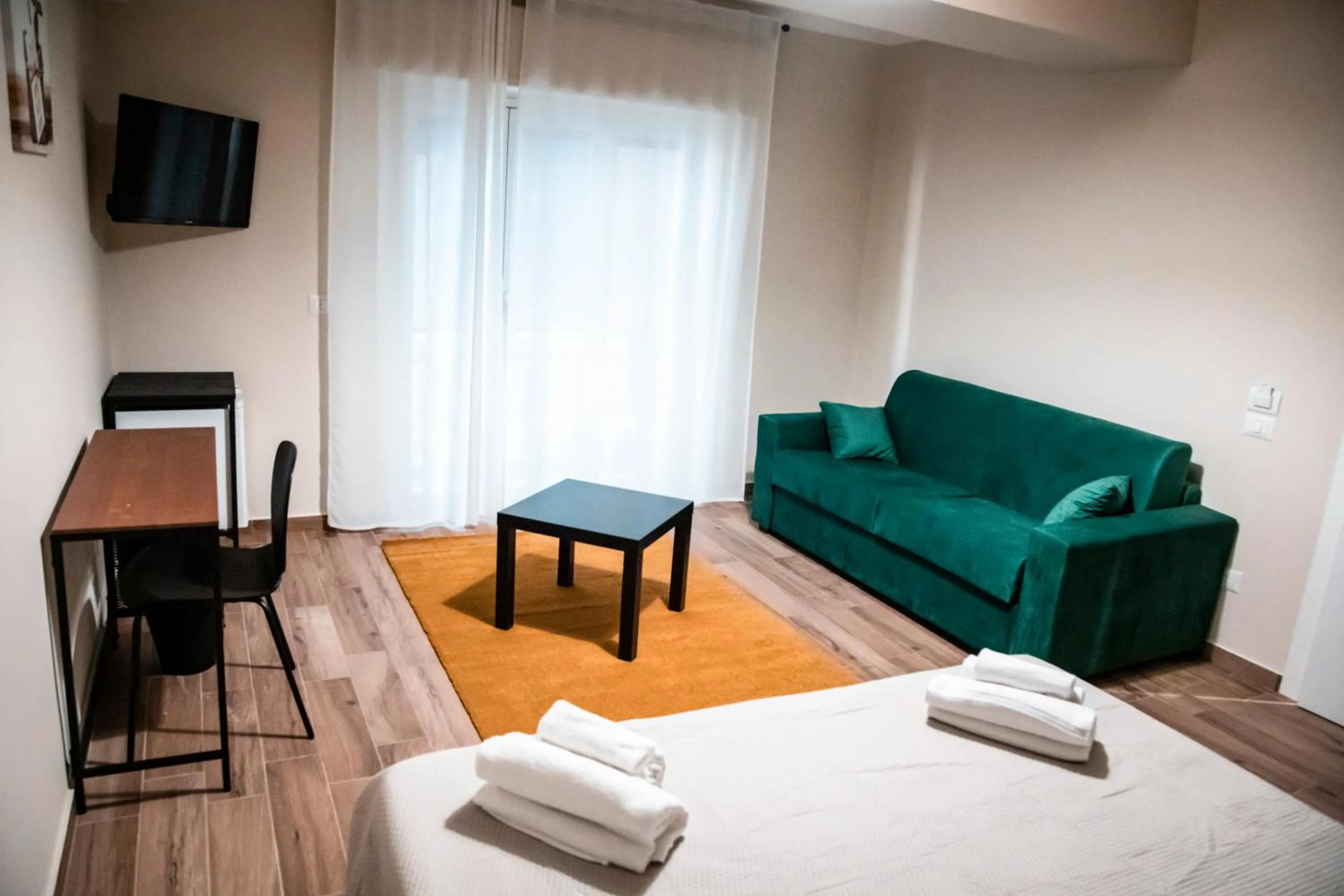 Bedroom, Bed in Khome Giardini Naxos