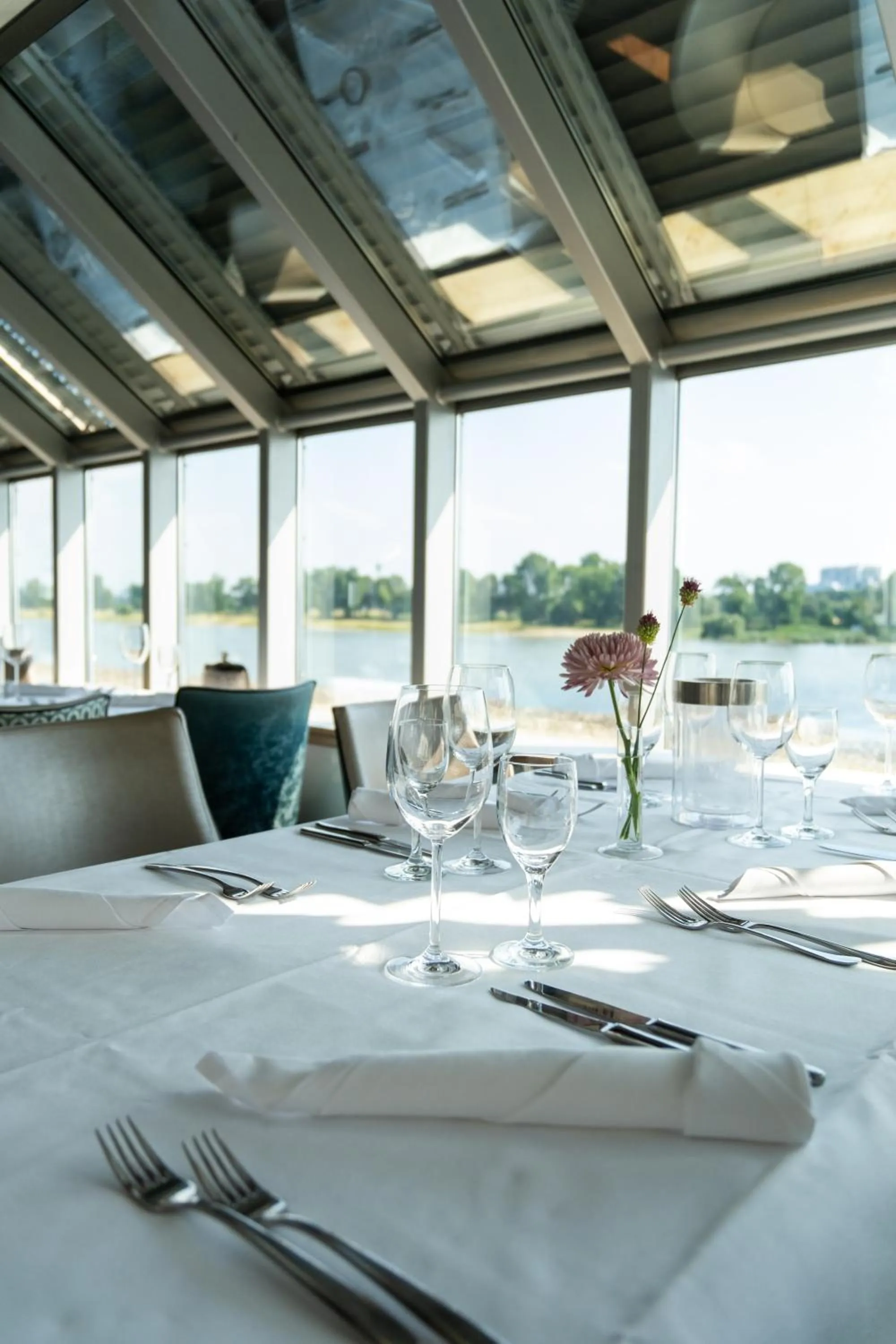 Restaurant/places to eat in Schnellenburg