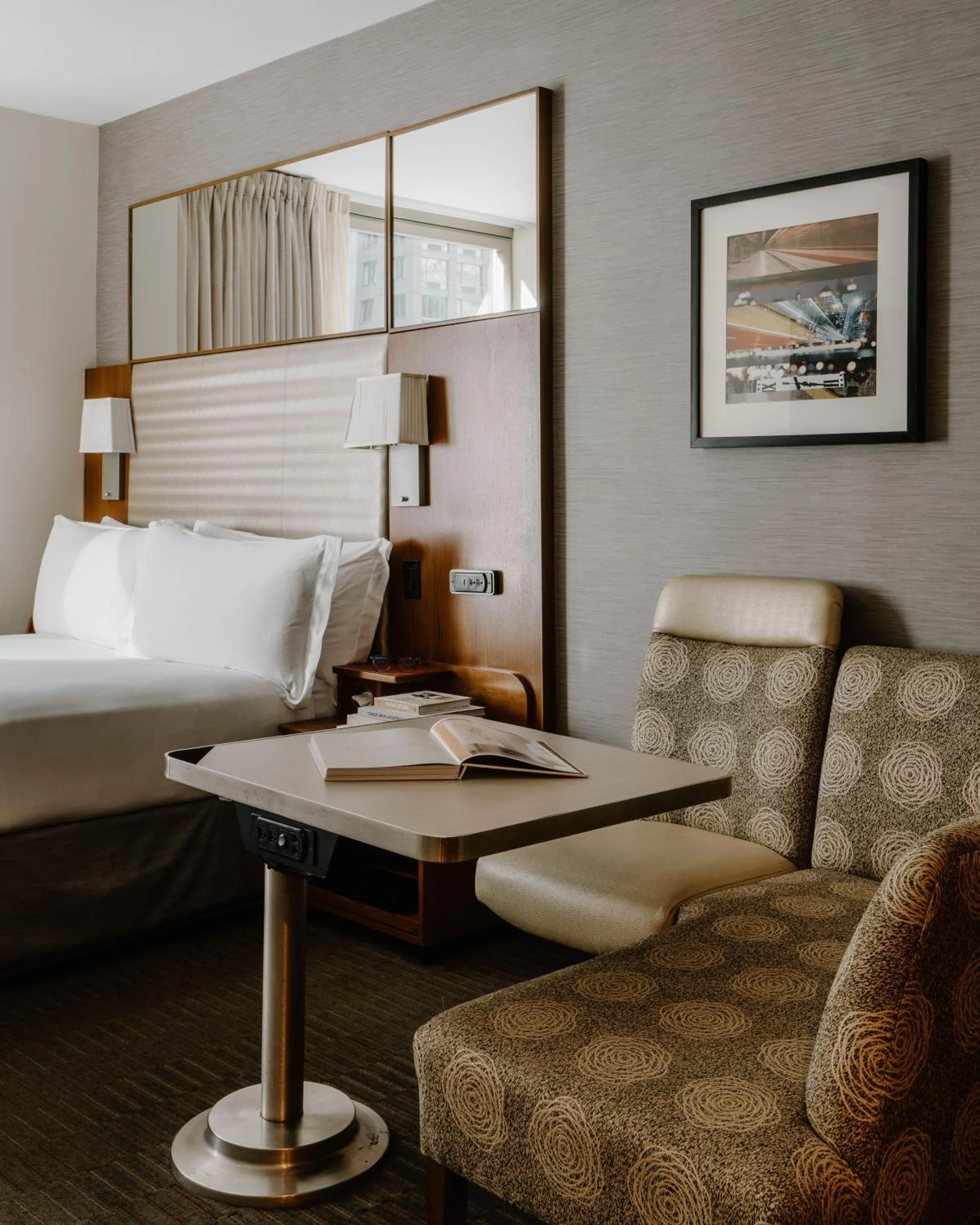 Bed in Club Quarters Hotel Grand Central, New York