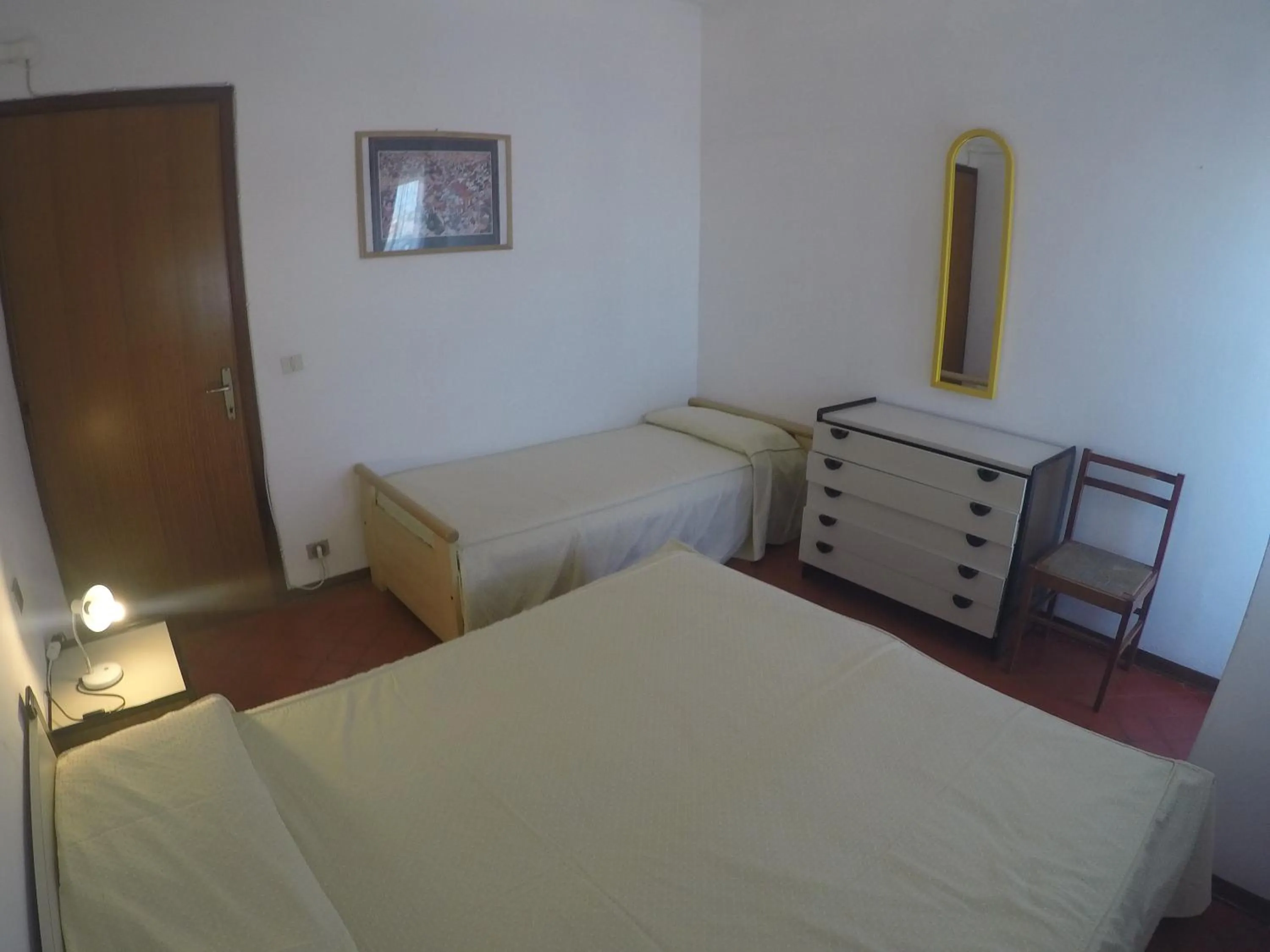 Bed in Condominio Commerciale