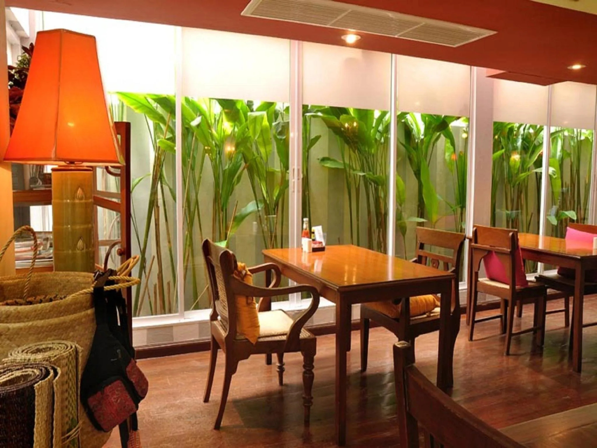 Restaurant/places to eat in Sourire at Rattanakosin Island Hotel