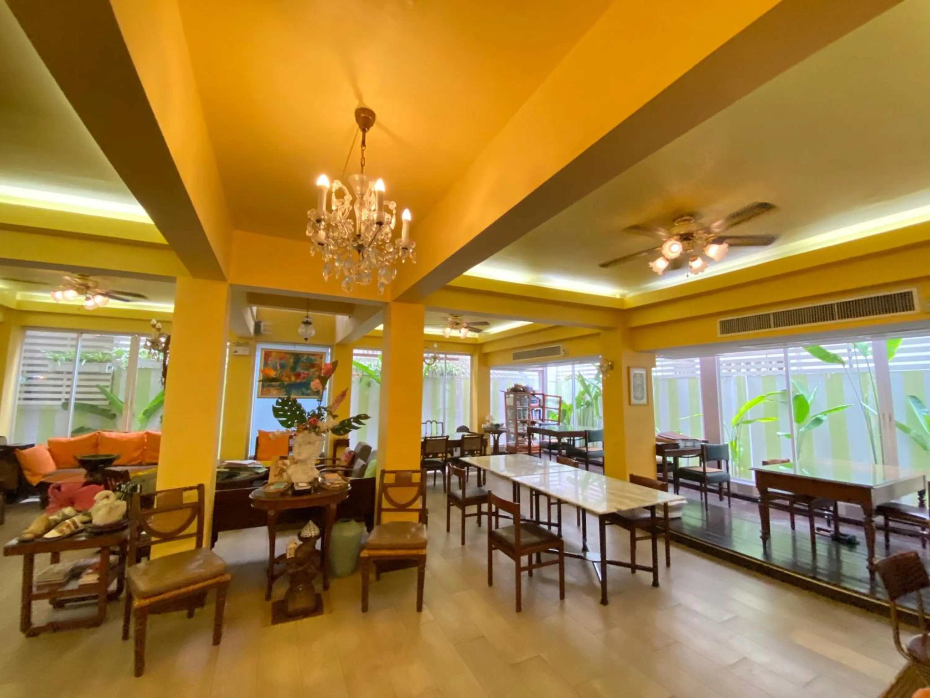 Lobby or reception in Sourire at Rattanakosin Island Hotel