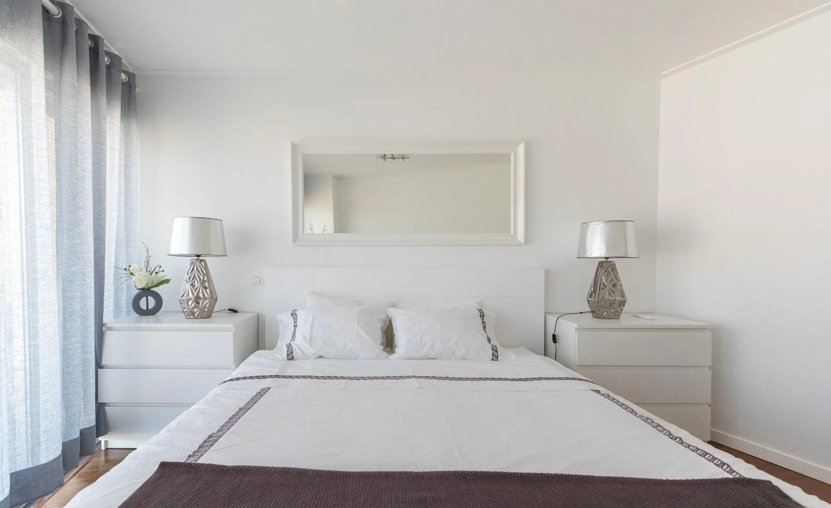 Bedroom, Bed in Charming Apartment with Balcony & Pool
