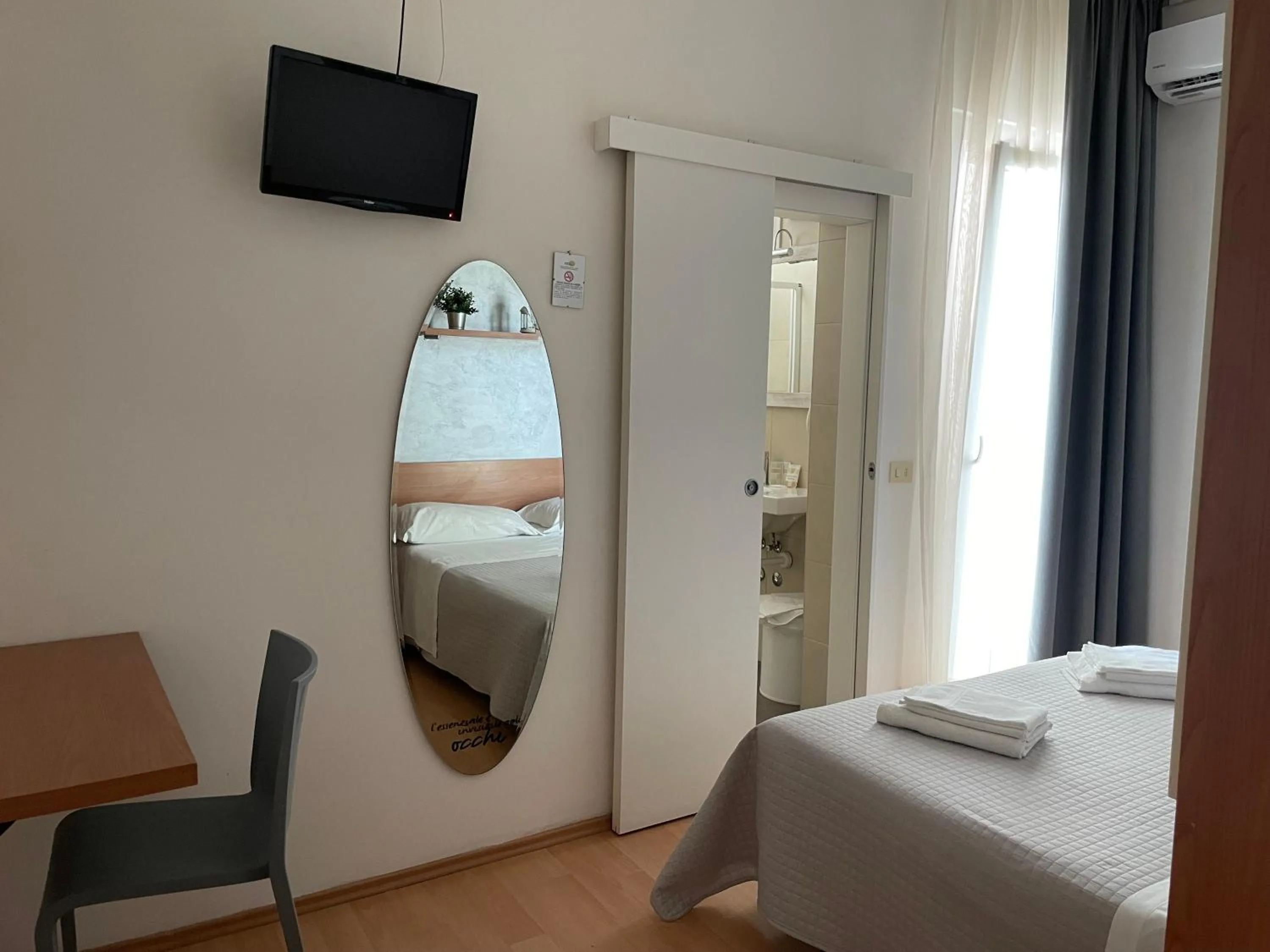 Bed in Hotel Hawaii Bed and Coffee