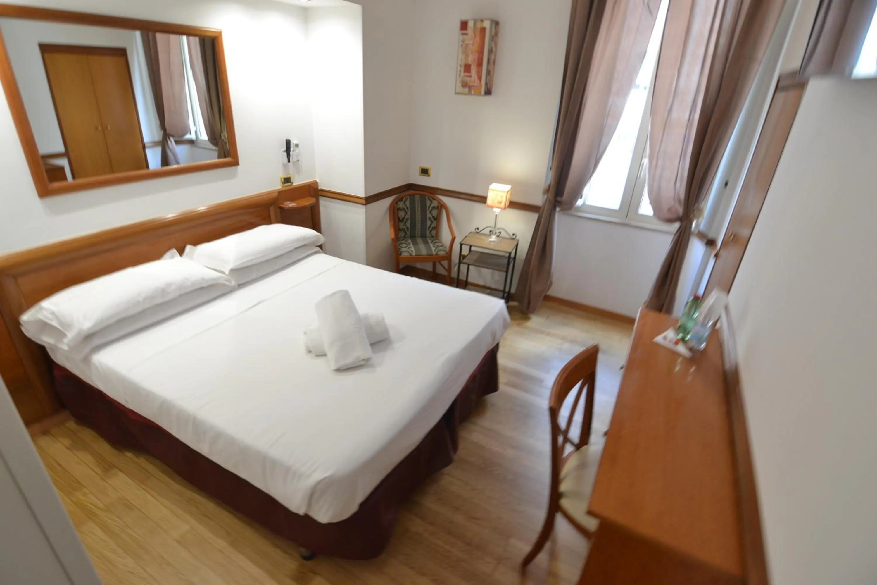 Bedroom, Bed in Hotel Santa Prassede