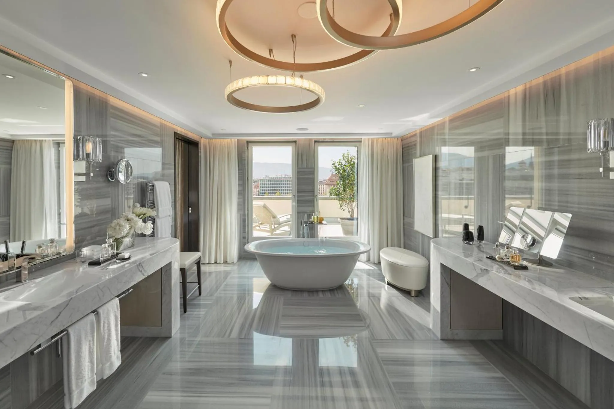 Bathroom in Mandarin Oriental, Geneva