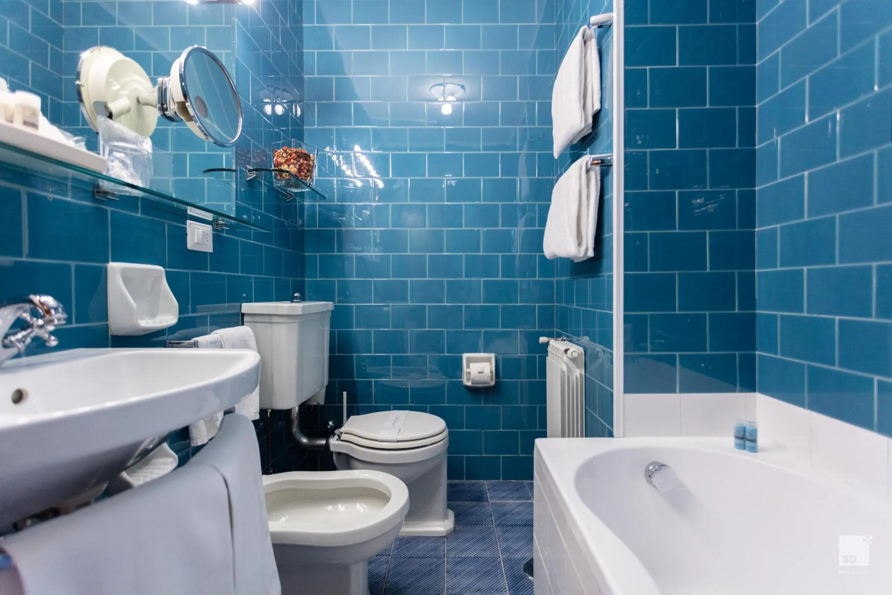 Bathroom in Aldrovandi Residence City Suites