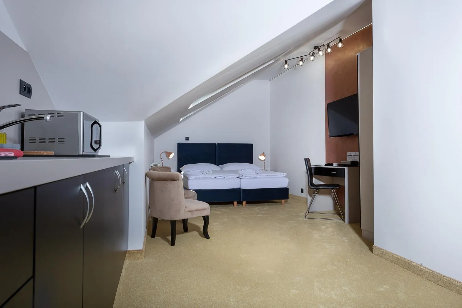 Photo of the whole room, Bed in Apart Hotel GOLDEN apartments