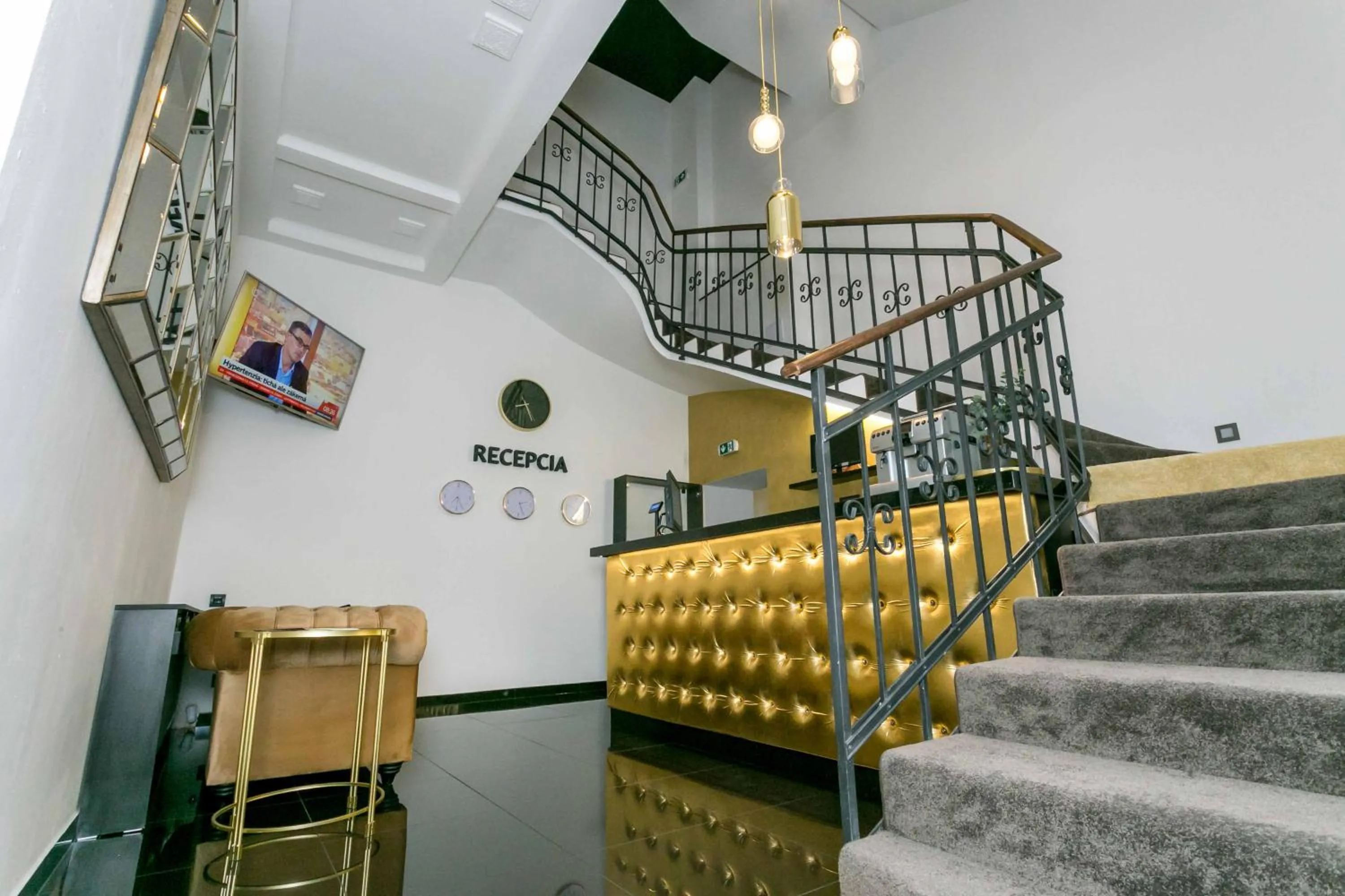 Lobby or reception in Apart Hotel GOLDEN apartments