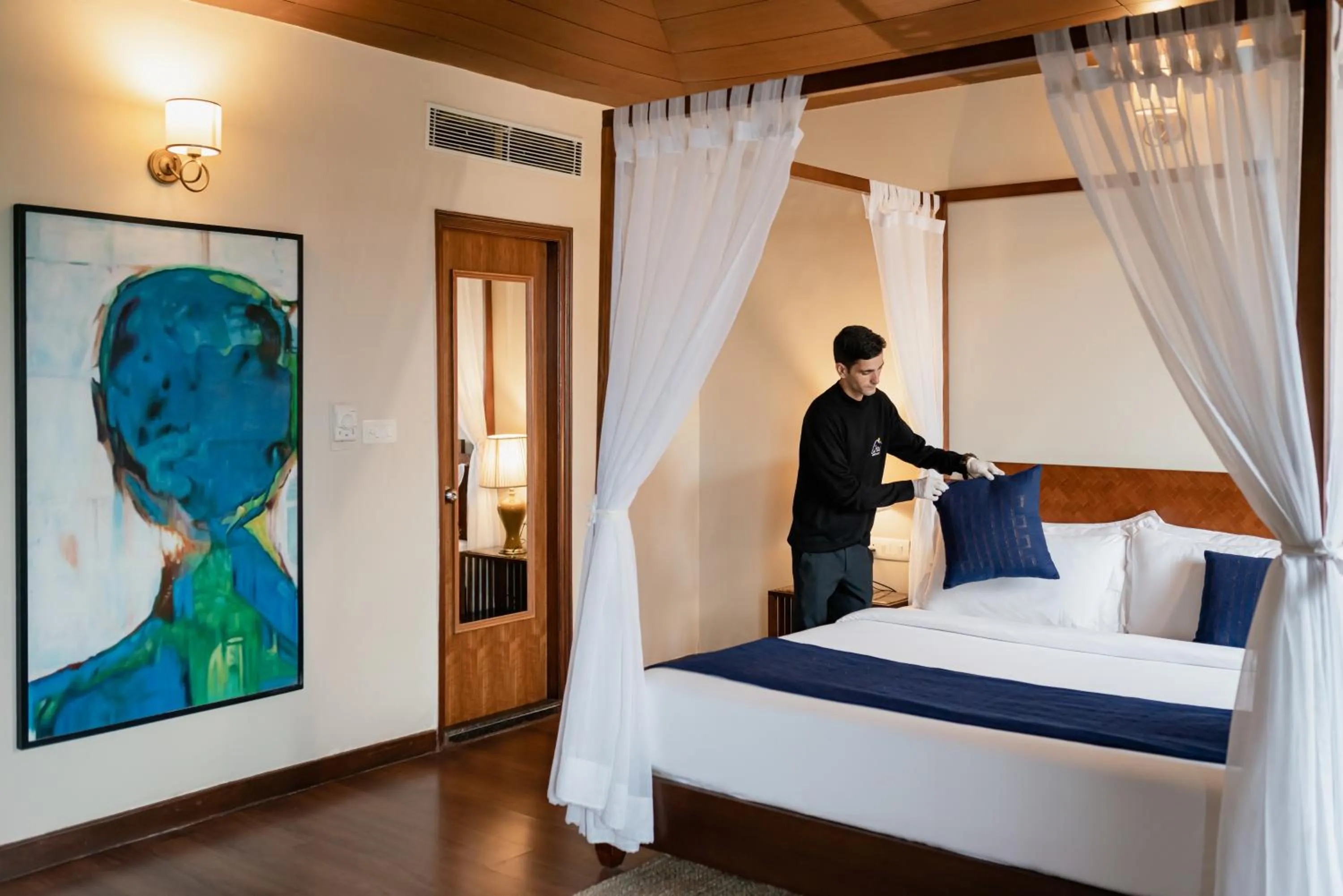 People, Bed in 8fold by LaRiSa