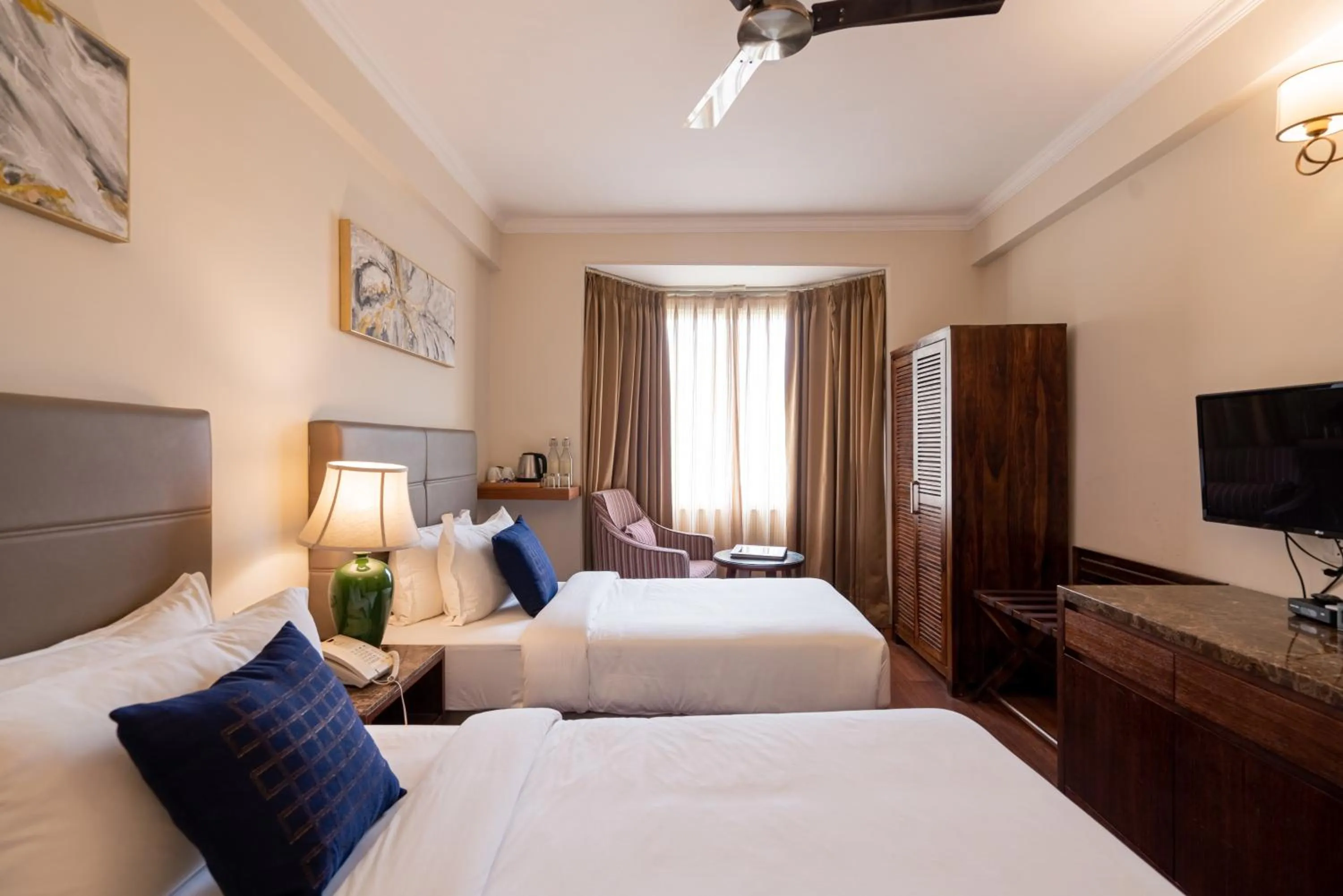 Bedroom, Bed in 8fold by LaRiSa