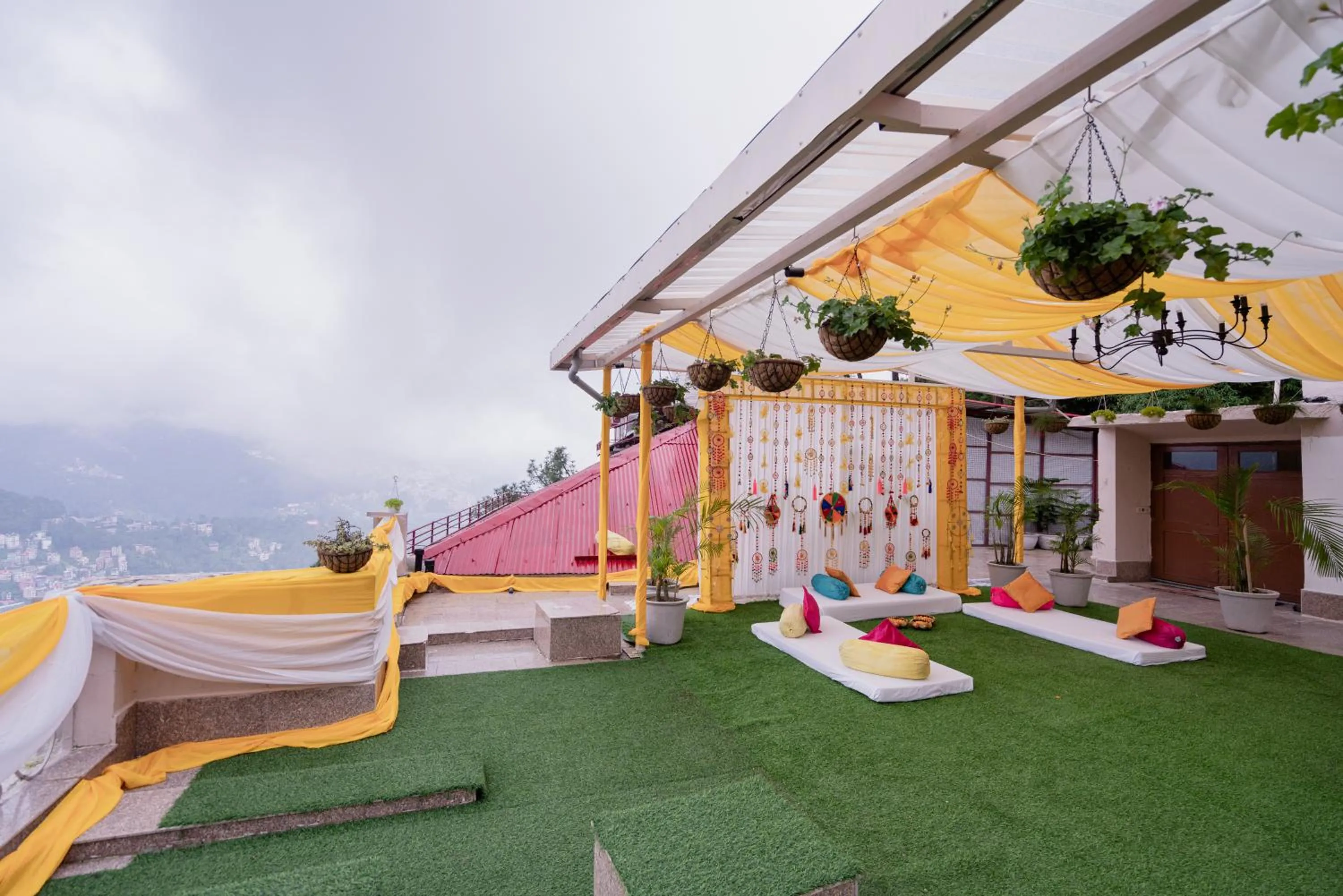 Banquet/Function facilities in 8fold by LaRiSa