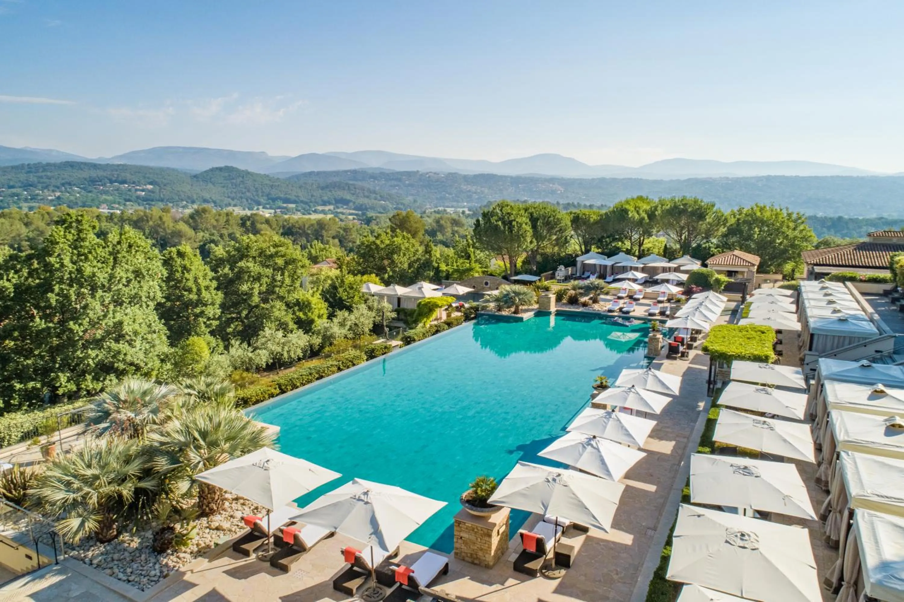 Swimming pool in Terre Blanche Hotel Spa Golf Resort