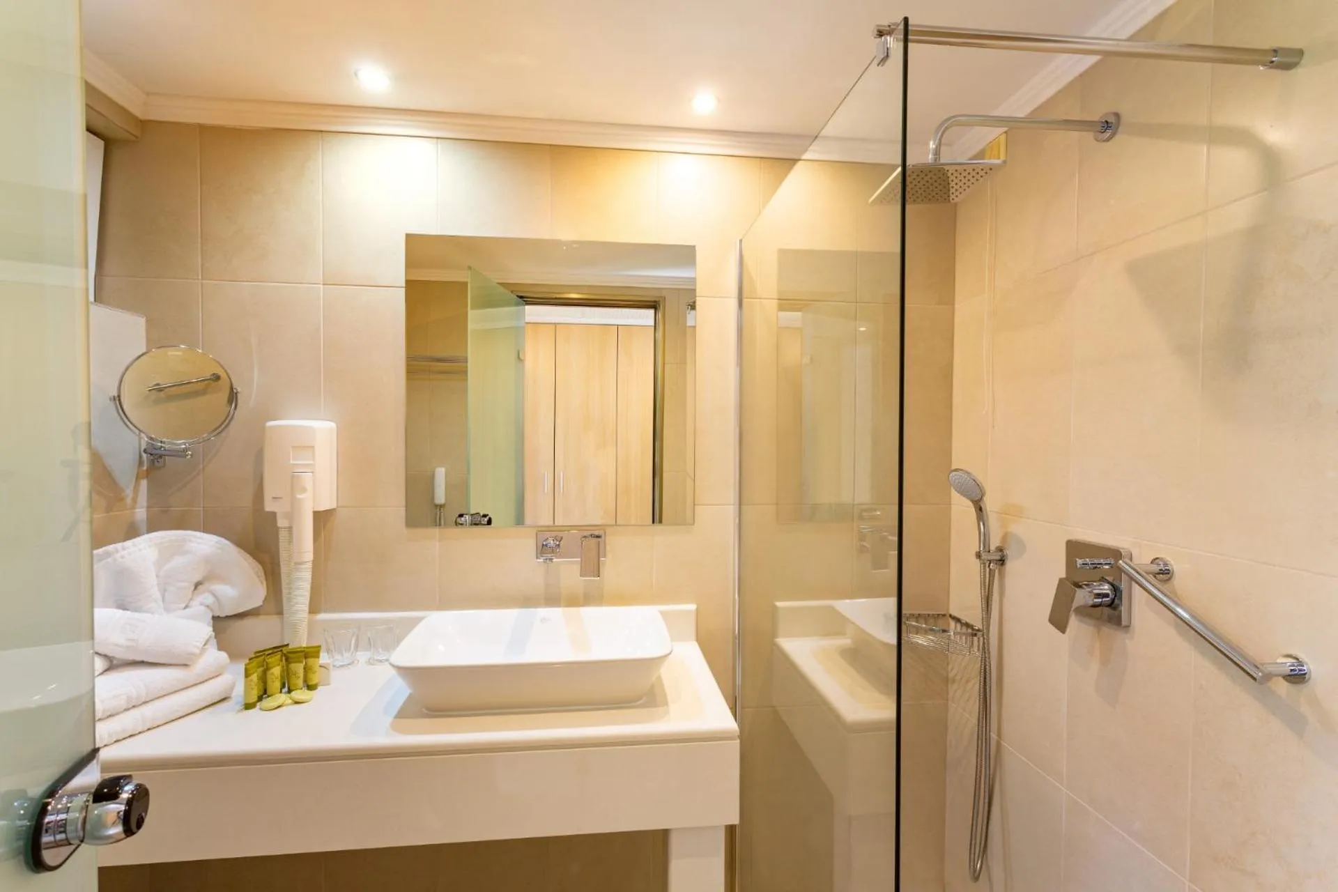 Shower in Blue Horizon