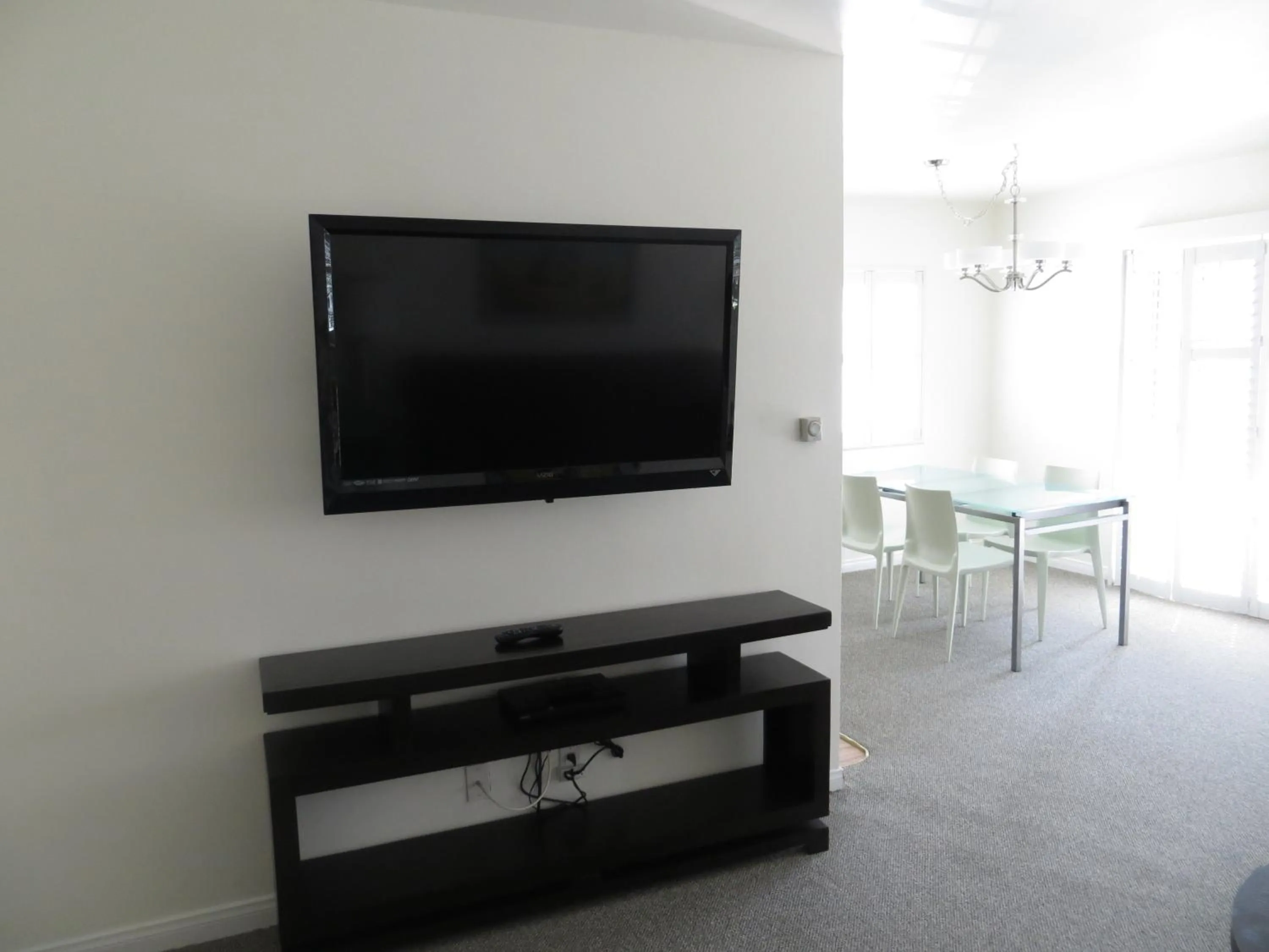 TV and multimedia in Magic Castle Hotel