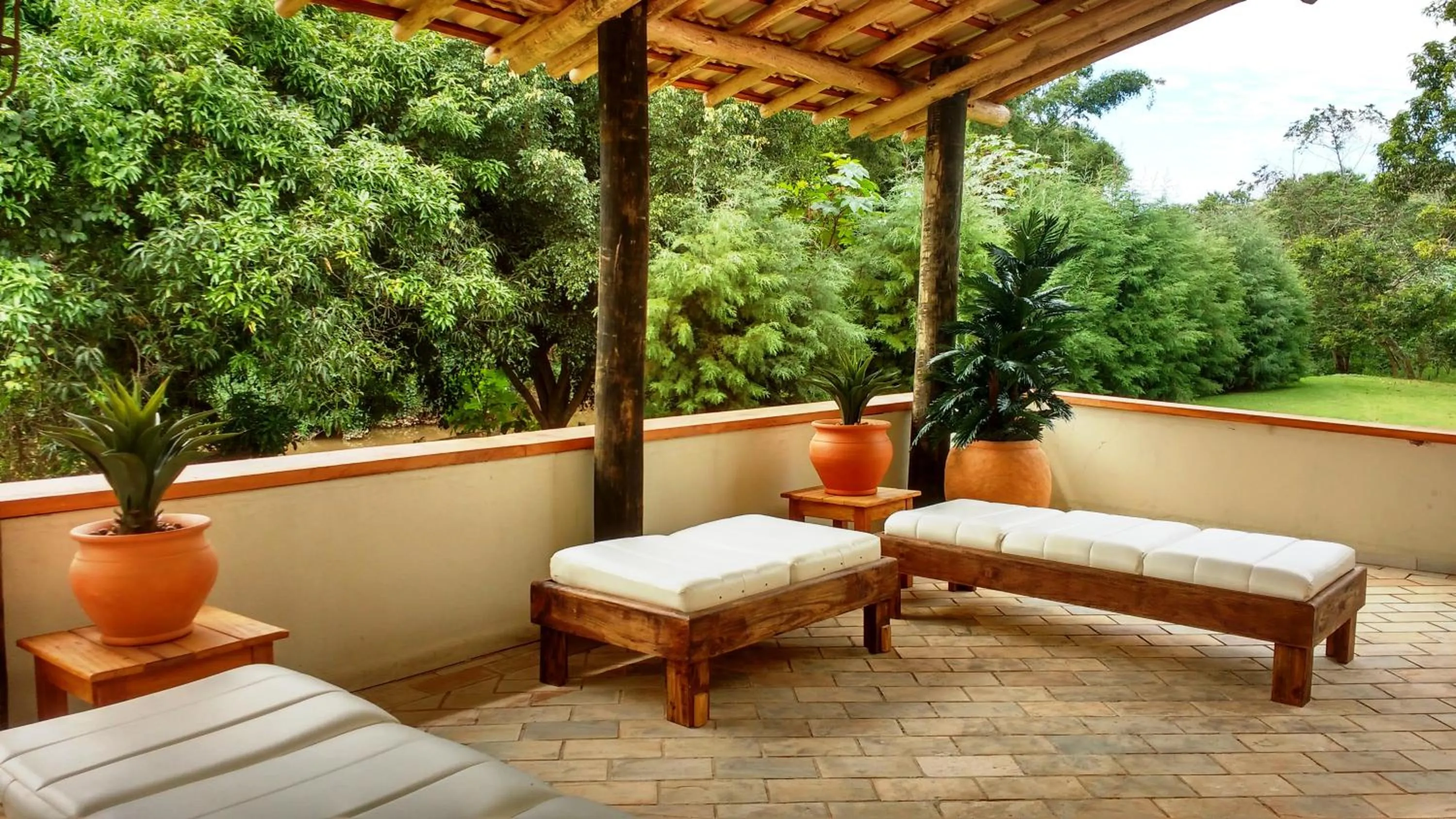 Area and facilities in Hotel Santiago