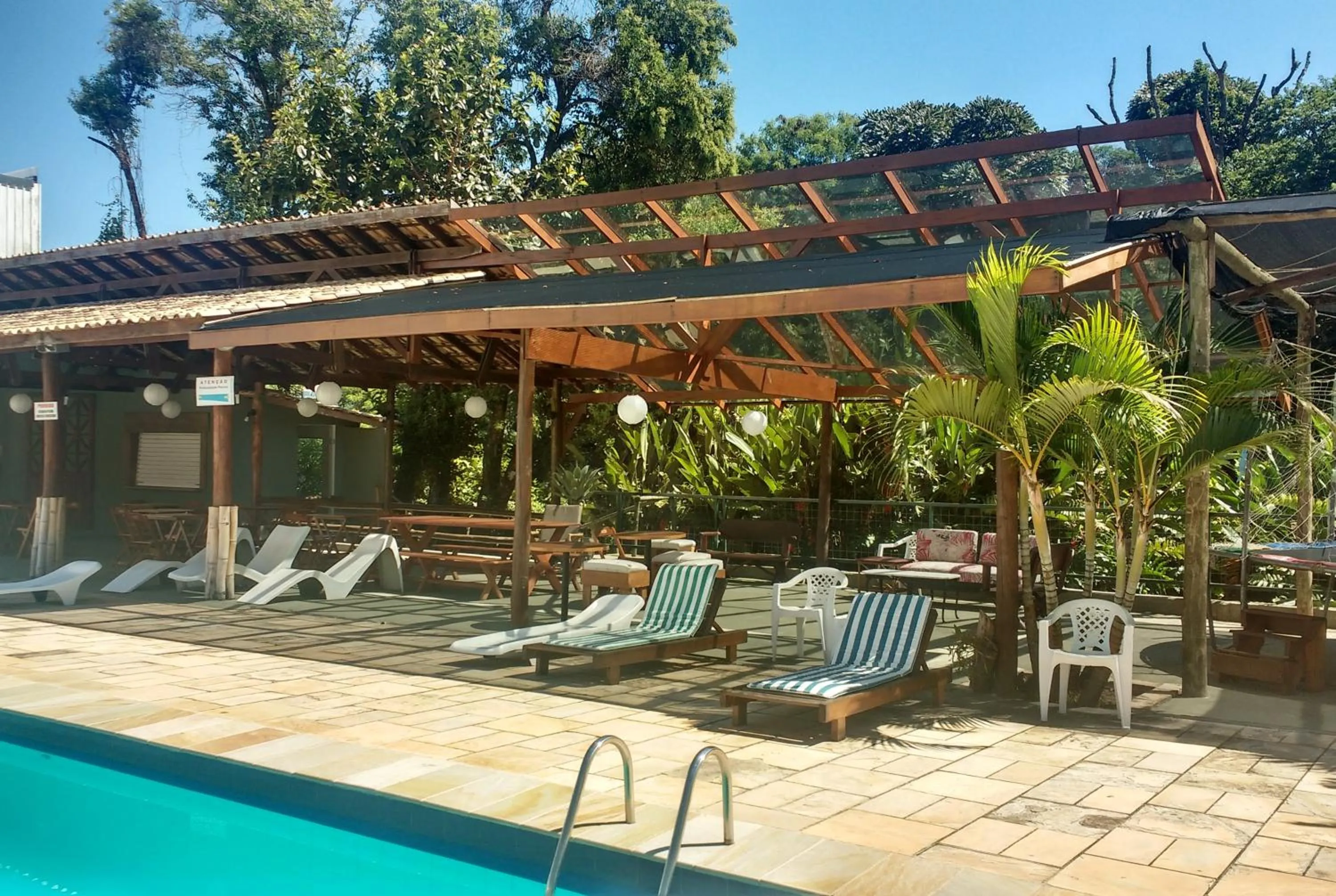 Swimming pool in Hotel Santiago