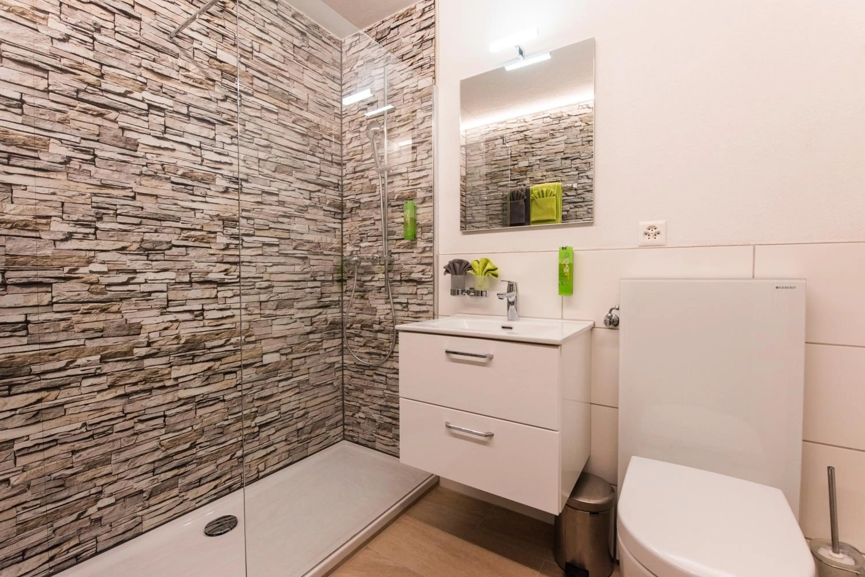 Bathroom in Hotel Weisses Kreuz