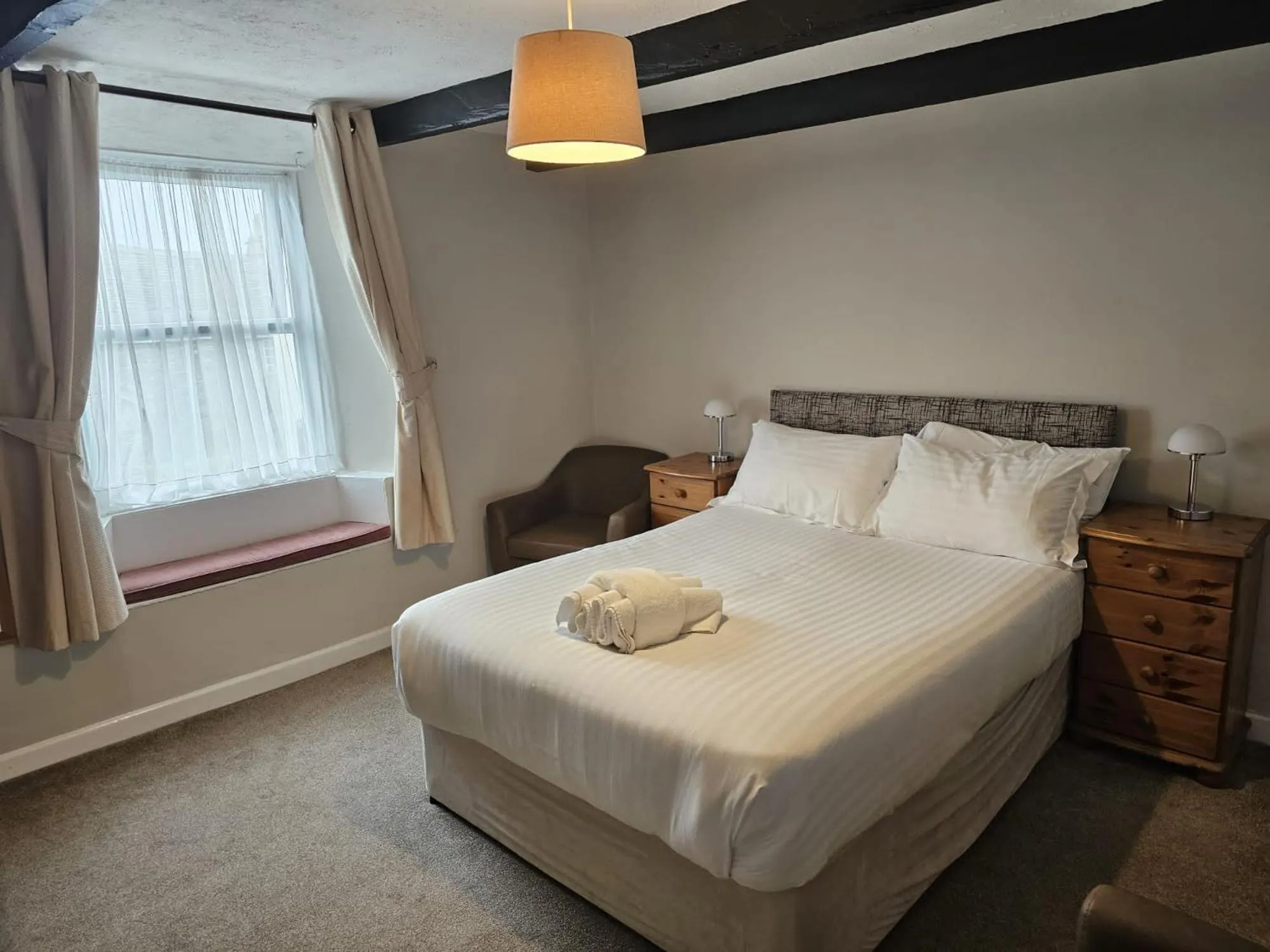 Bed in King Arthurs Arms