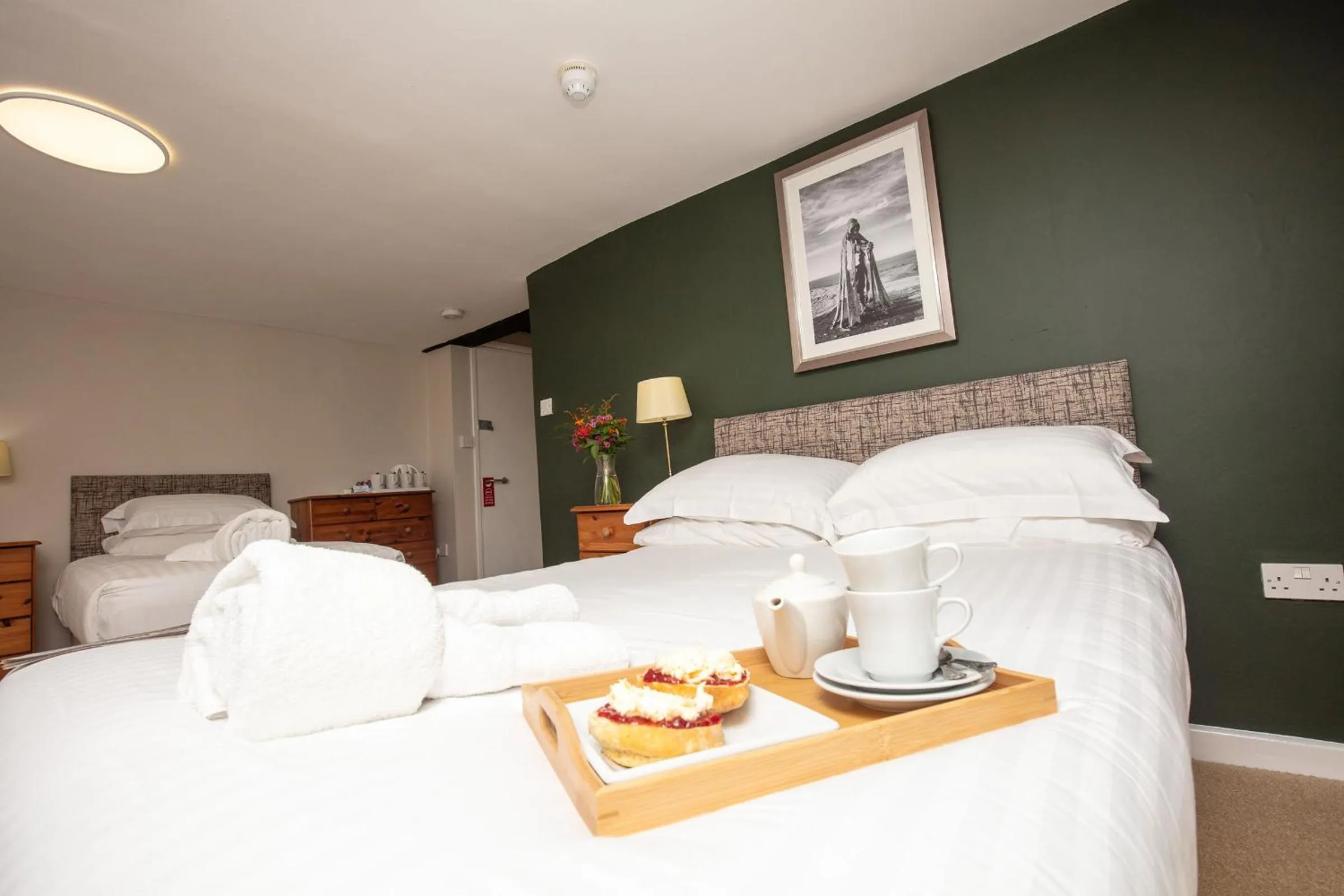 Bed in King Arthurs Arms