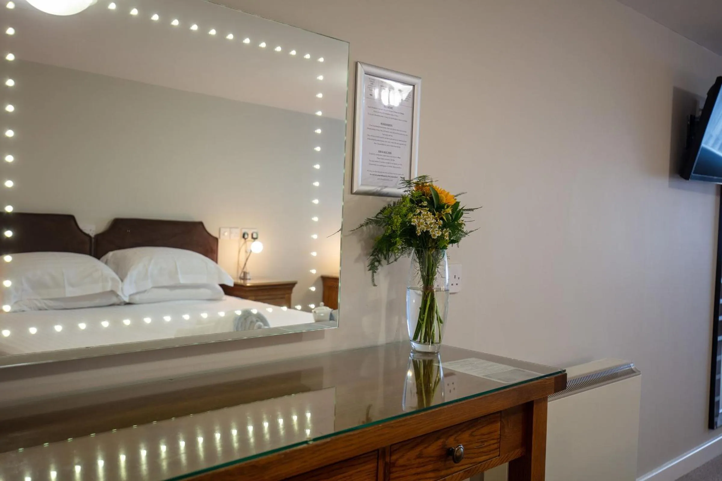 Bed in King Arthurs Arms