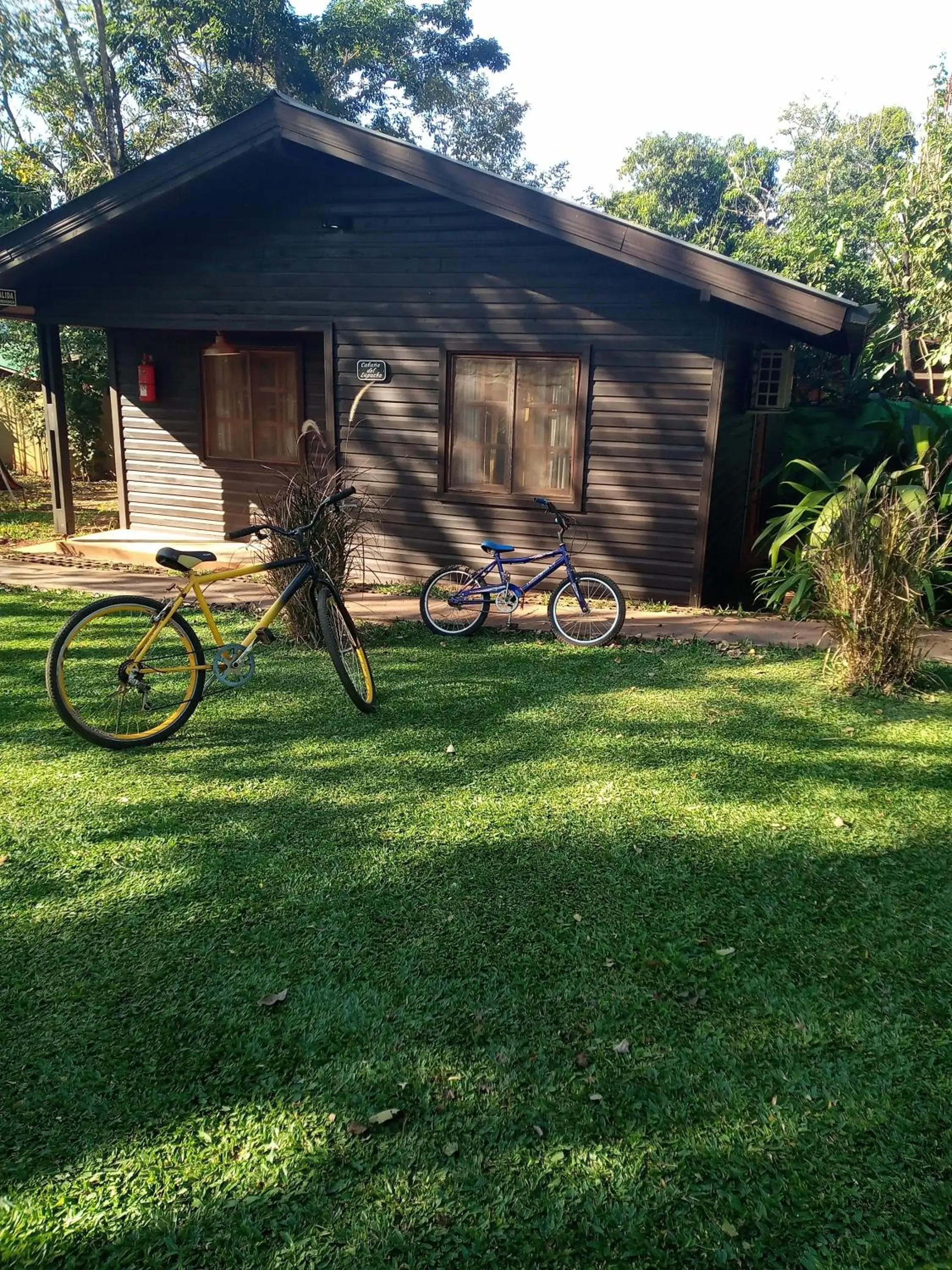 Two-Bedroom Bungalow in El Descanso Iguazú by DOT Cabana Two-Bedroom Bungalow in El Descanso Iguazú by DOT Cabana