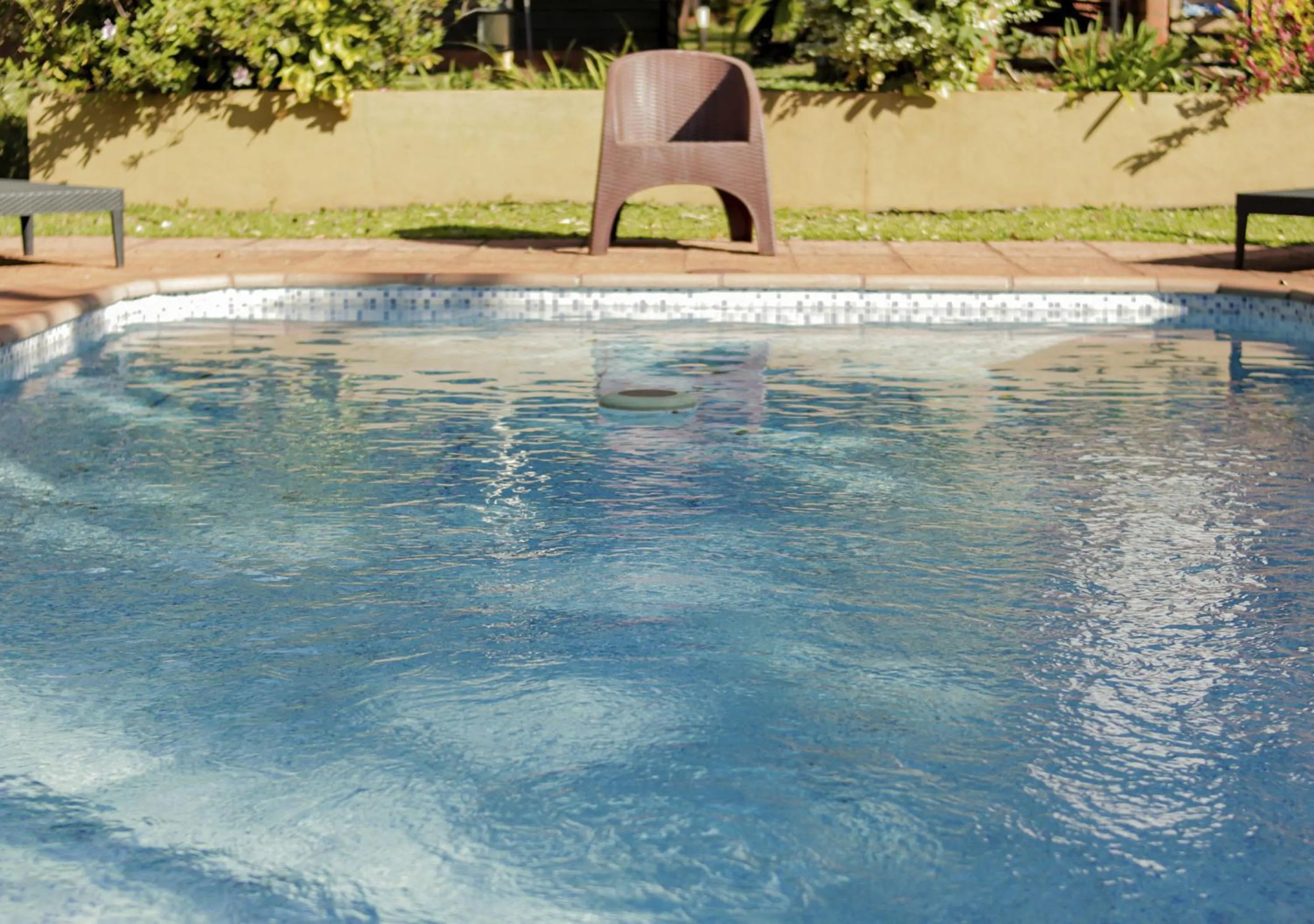 Pool view in El Descanso Iguazú by DOT Cabana