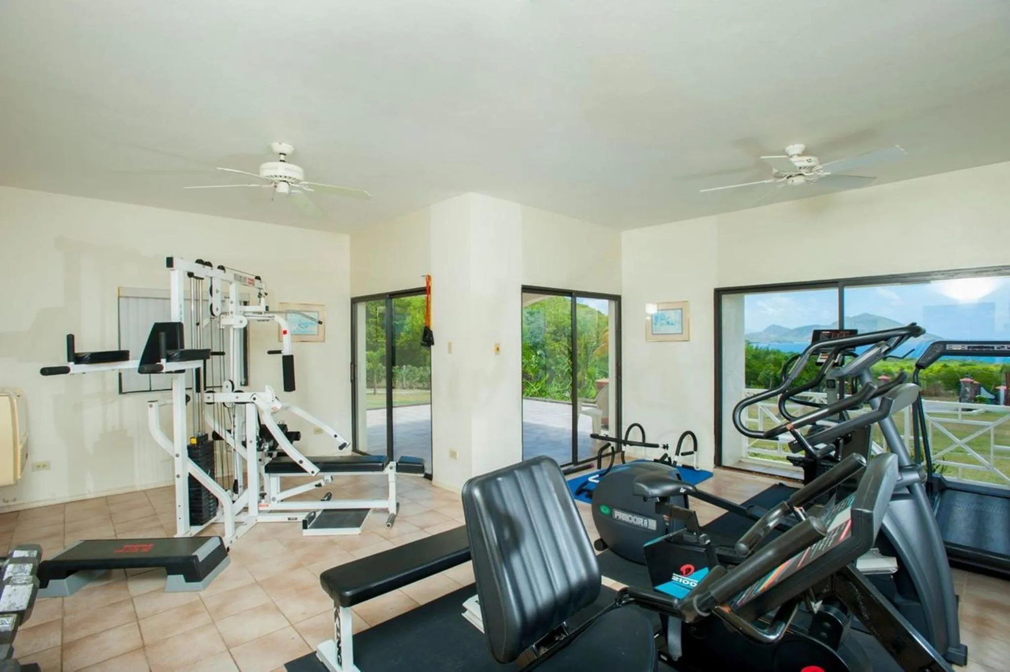 Fitness centre/facilities in Mount Nevis Hotel