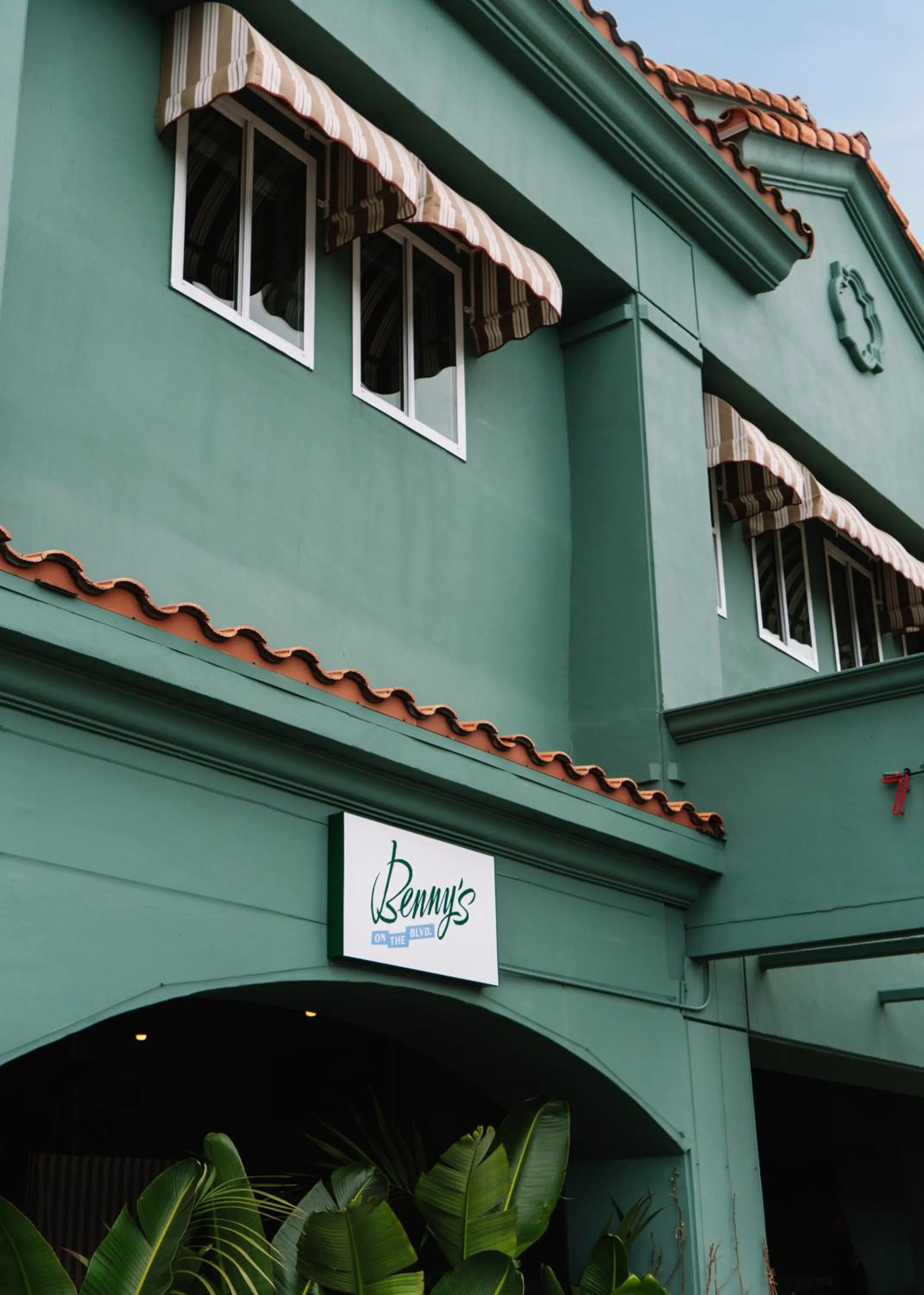 Property building in Palihotel Hollywood near Universal Studios