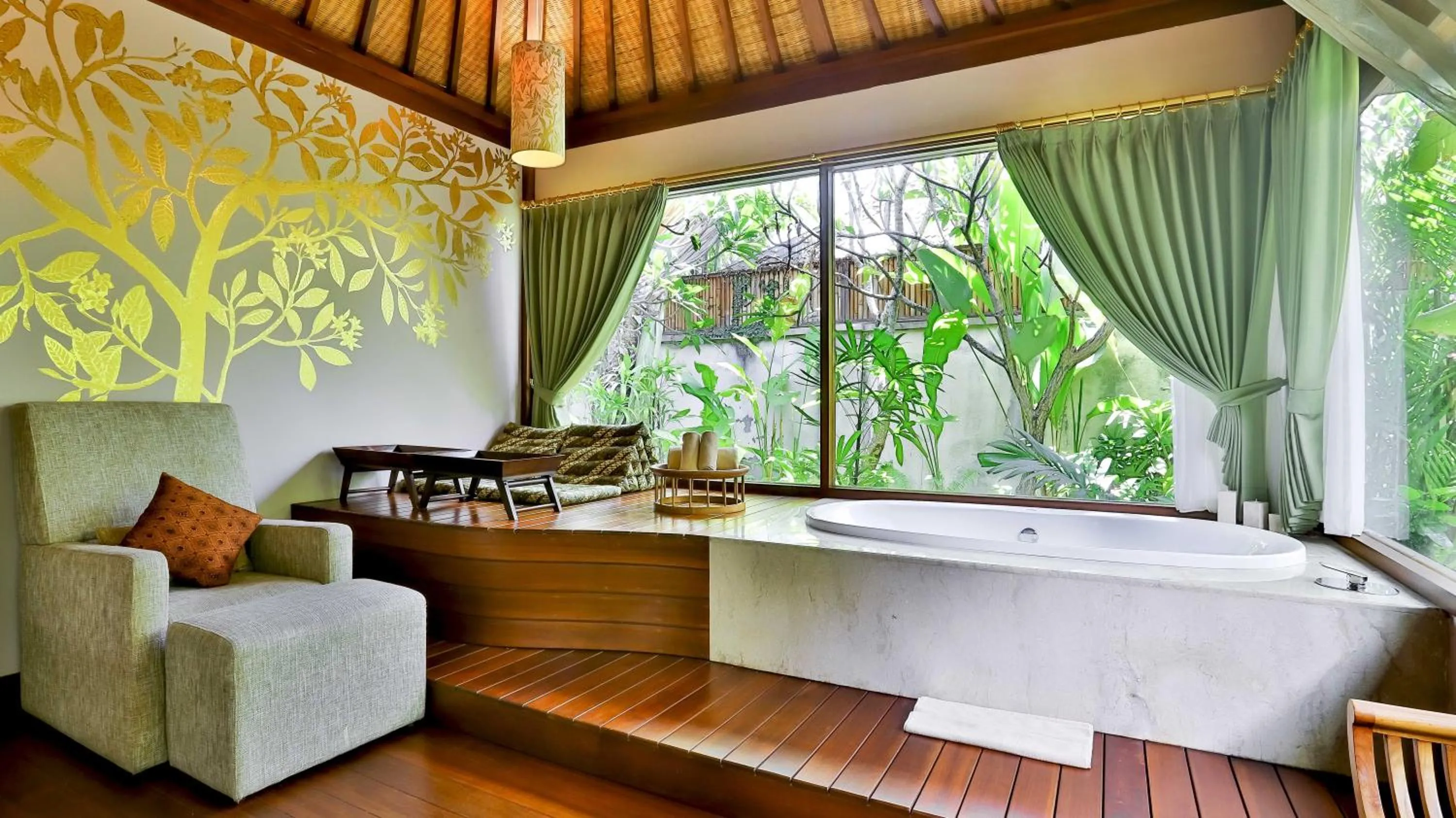 Bath in DISINI Luxury Spa Villas-CHSE Certified