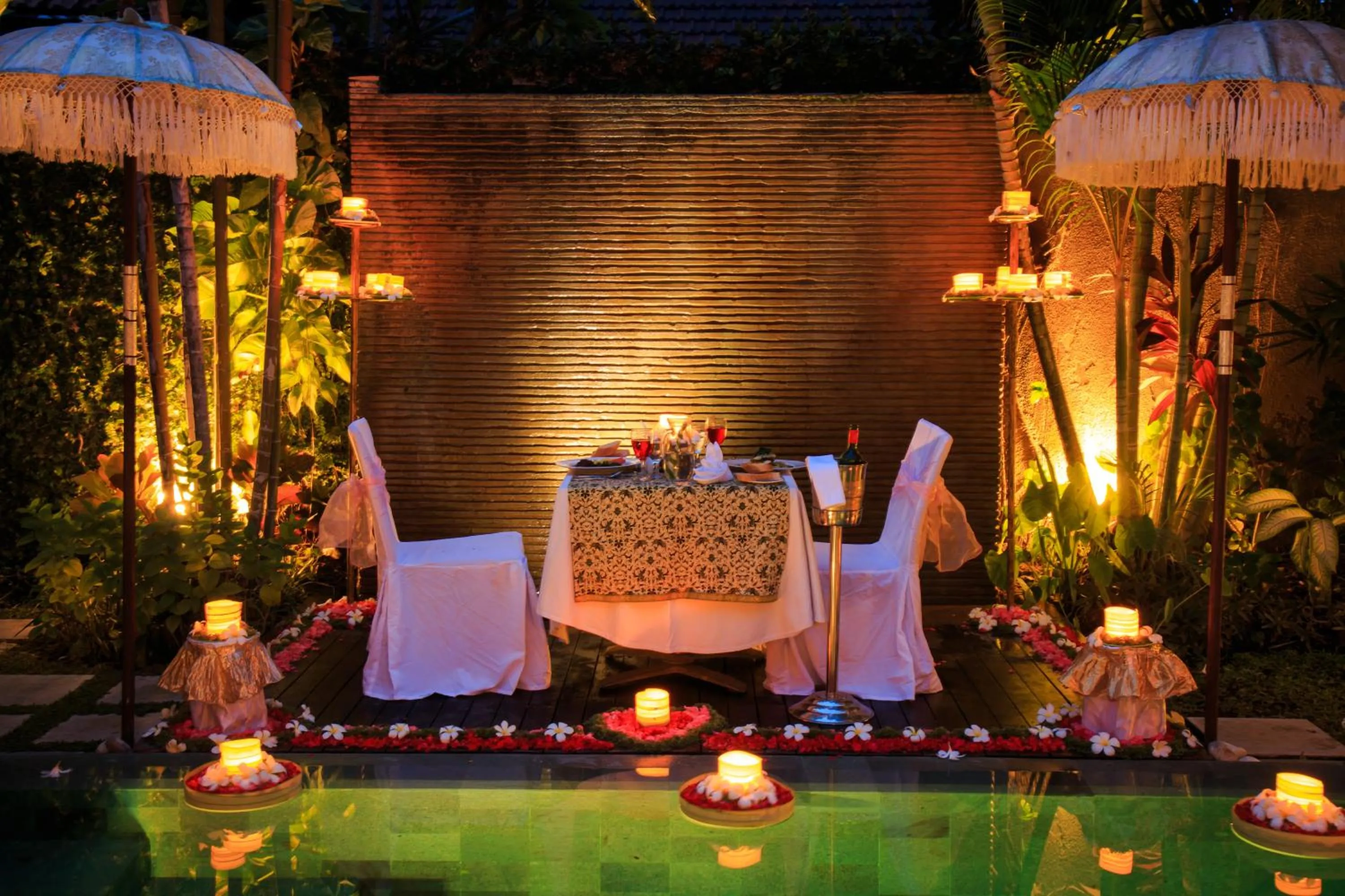 Dinner in DISINI Luxury Spa Villas-CHSE Certified