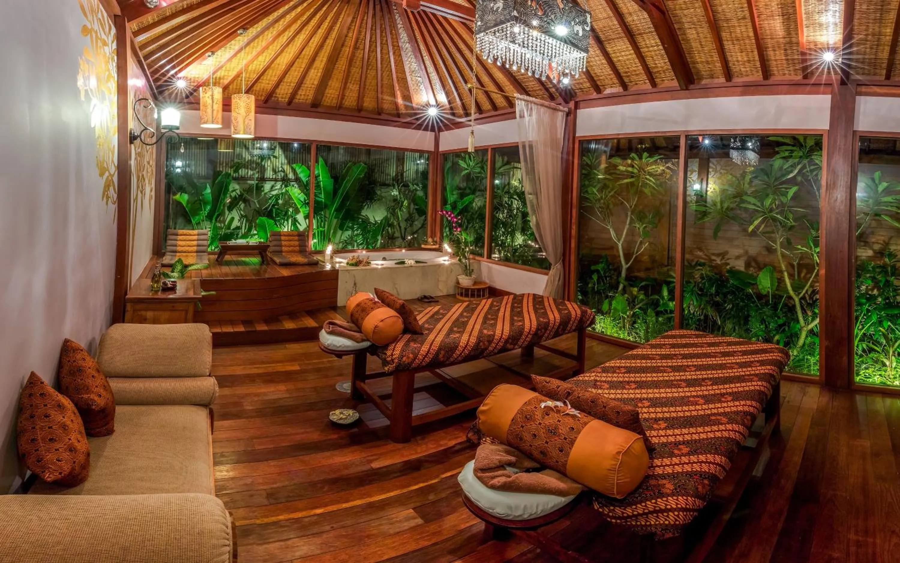 Spa and wellness centre/facilities in DISINI Luxury Spa Villas-CHSE Certified