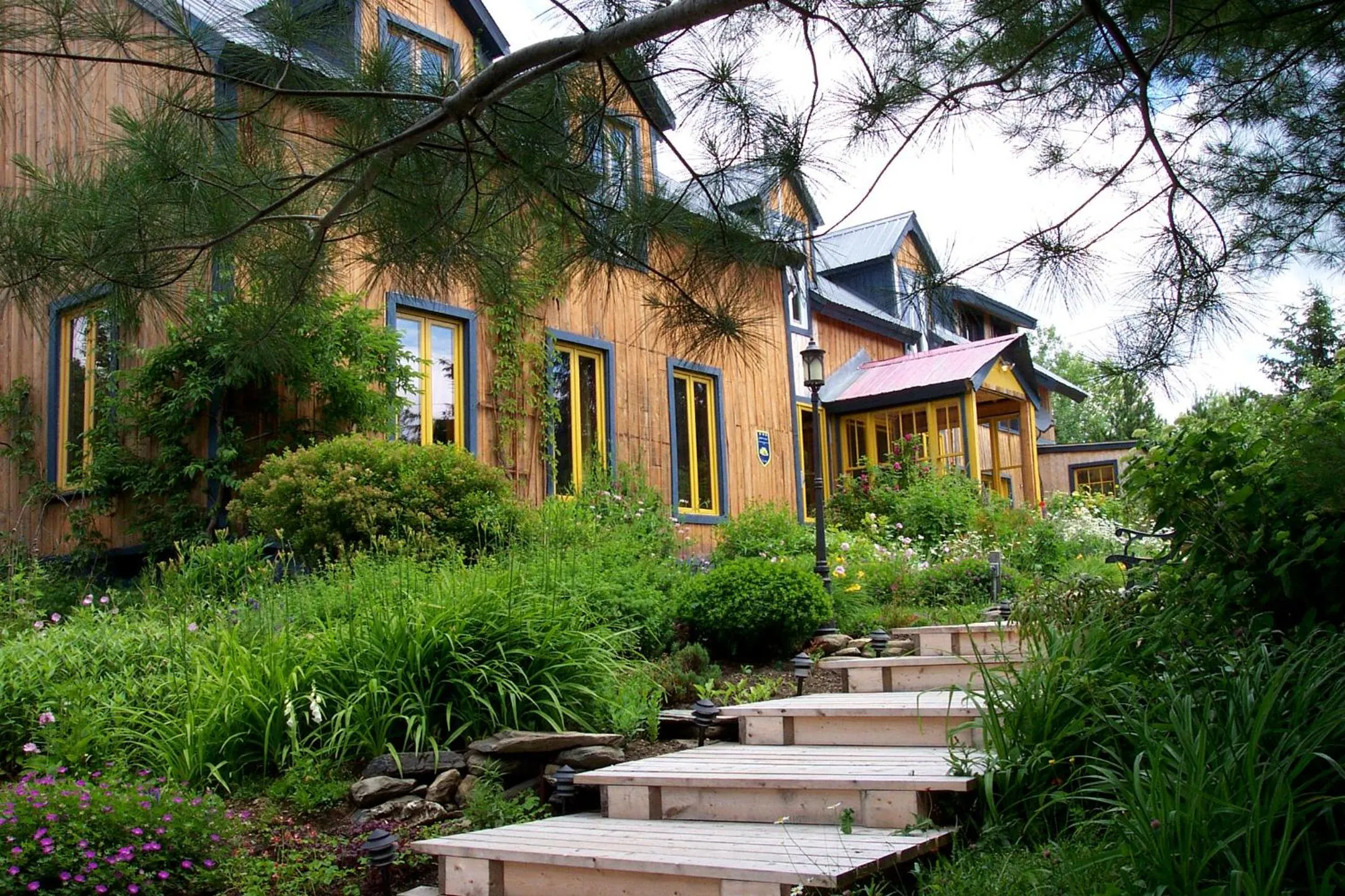 Facade/entrance in Auberge Restaurant La Mara