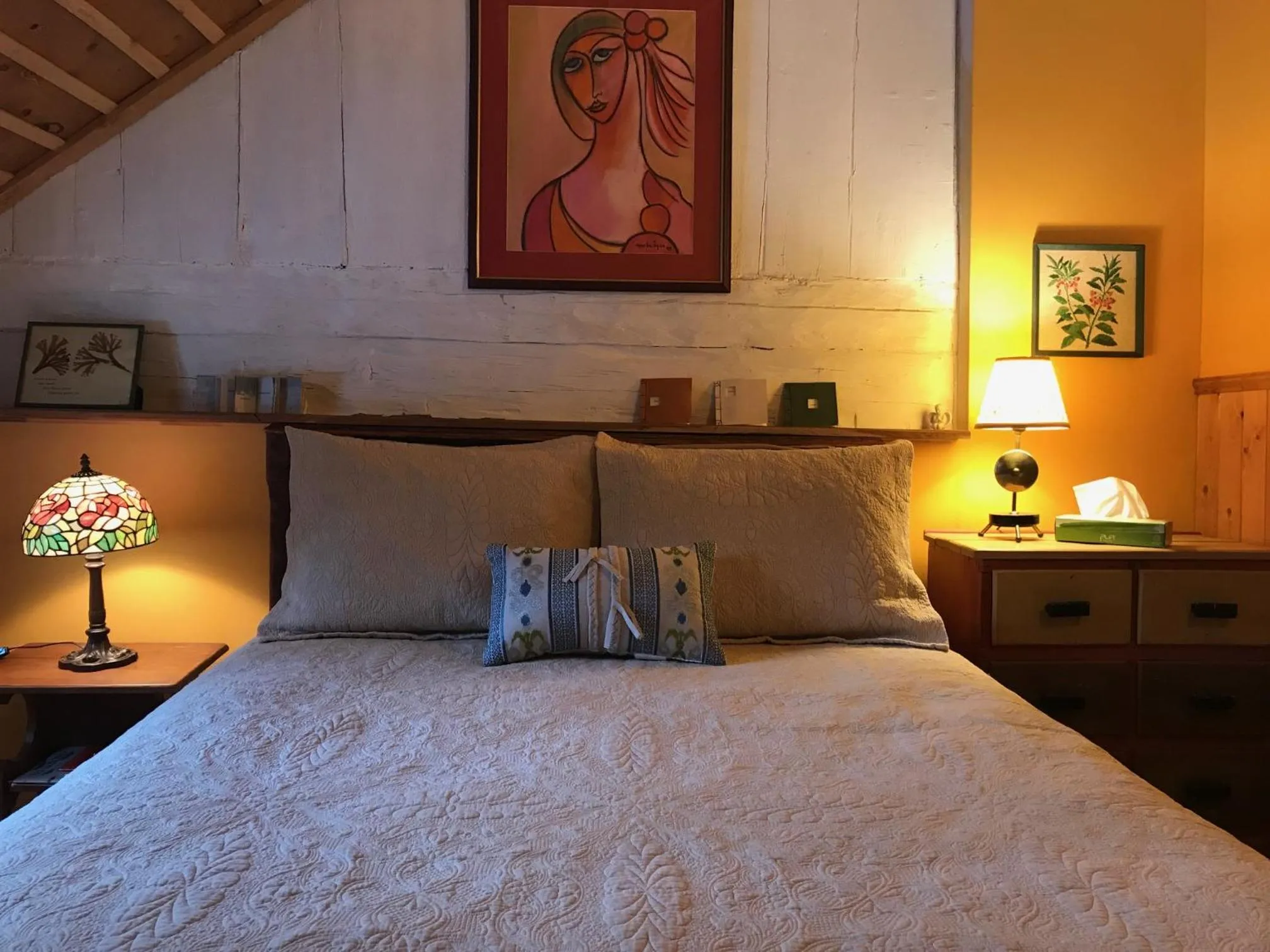 Bed in Auberge Restaurant La Mara