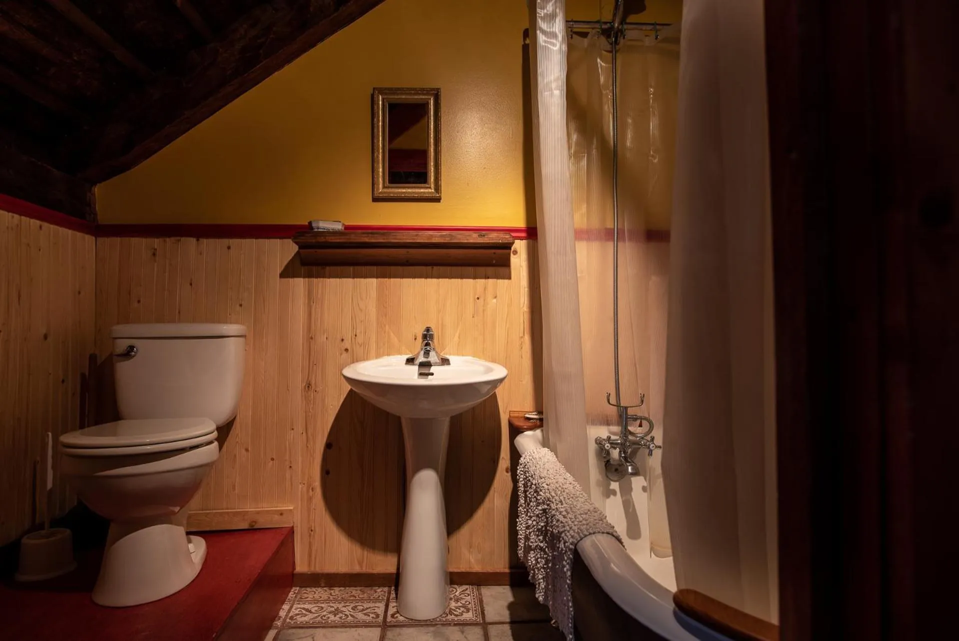 Bathroom in Auberge Restaurant La Mara