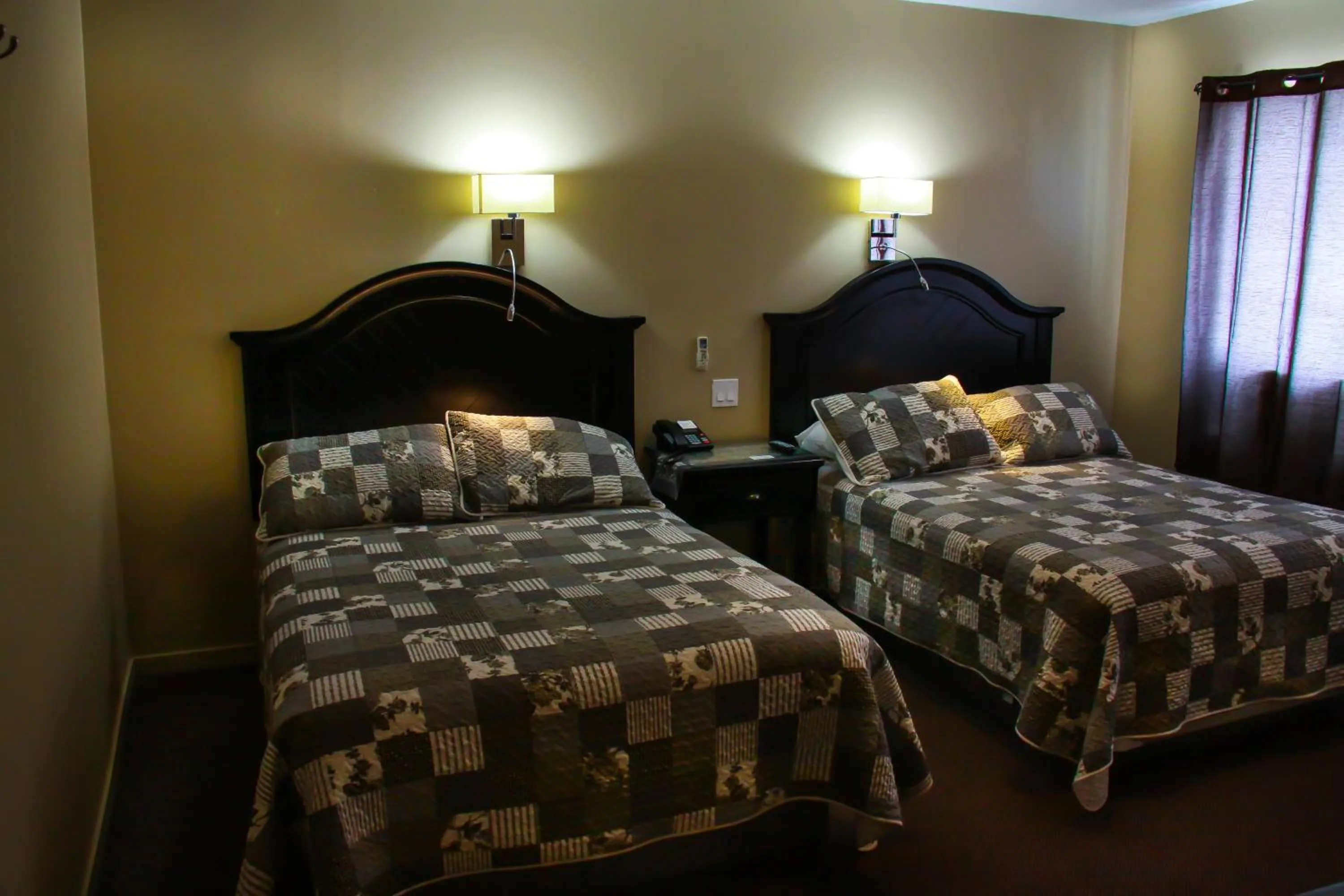 Bed in Hotel Harbour Grace