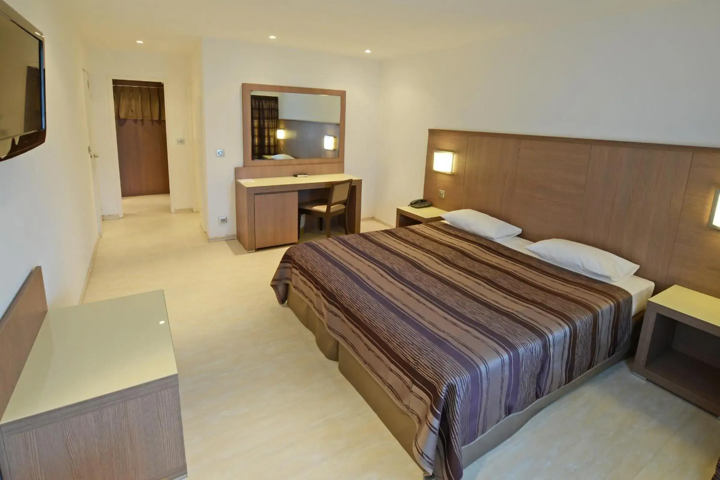 Standard Double Room in Calvi Hôtel Standard Double Room in Calvi Hôtel