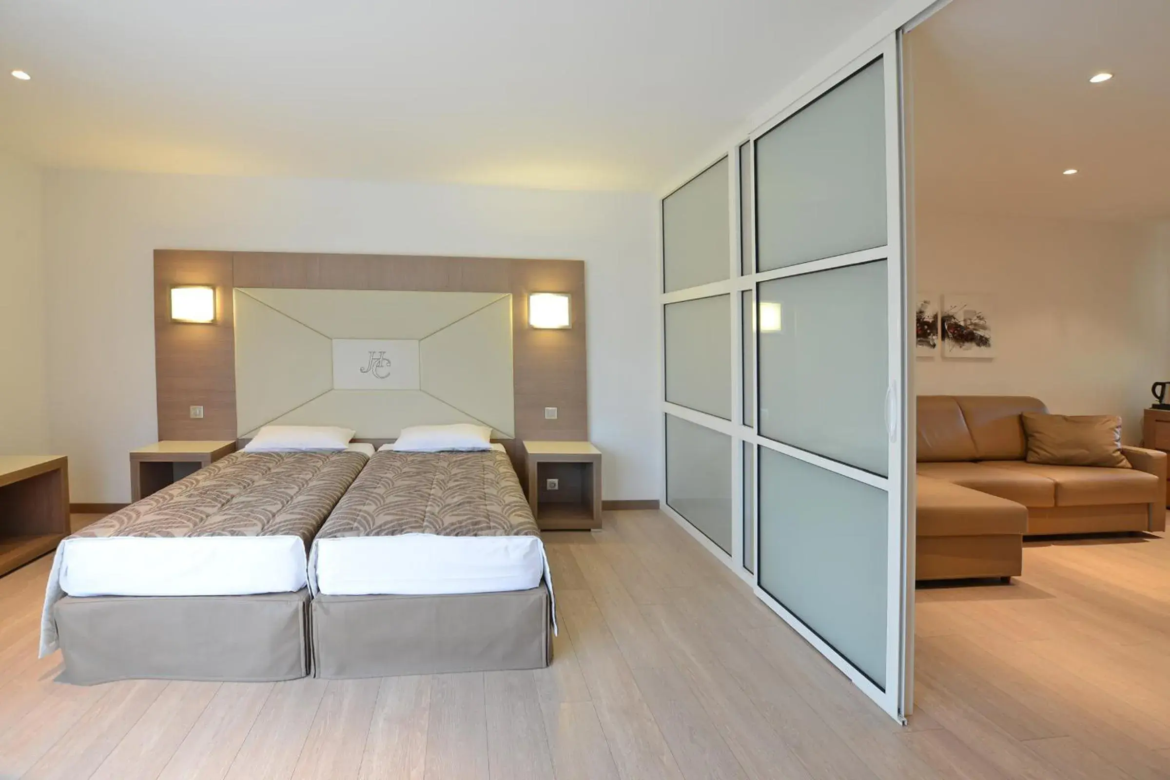 Two-Bedroom Suite in Calvi Hôtel Two-Bedroom Suite in Calvi Hôtel