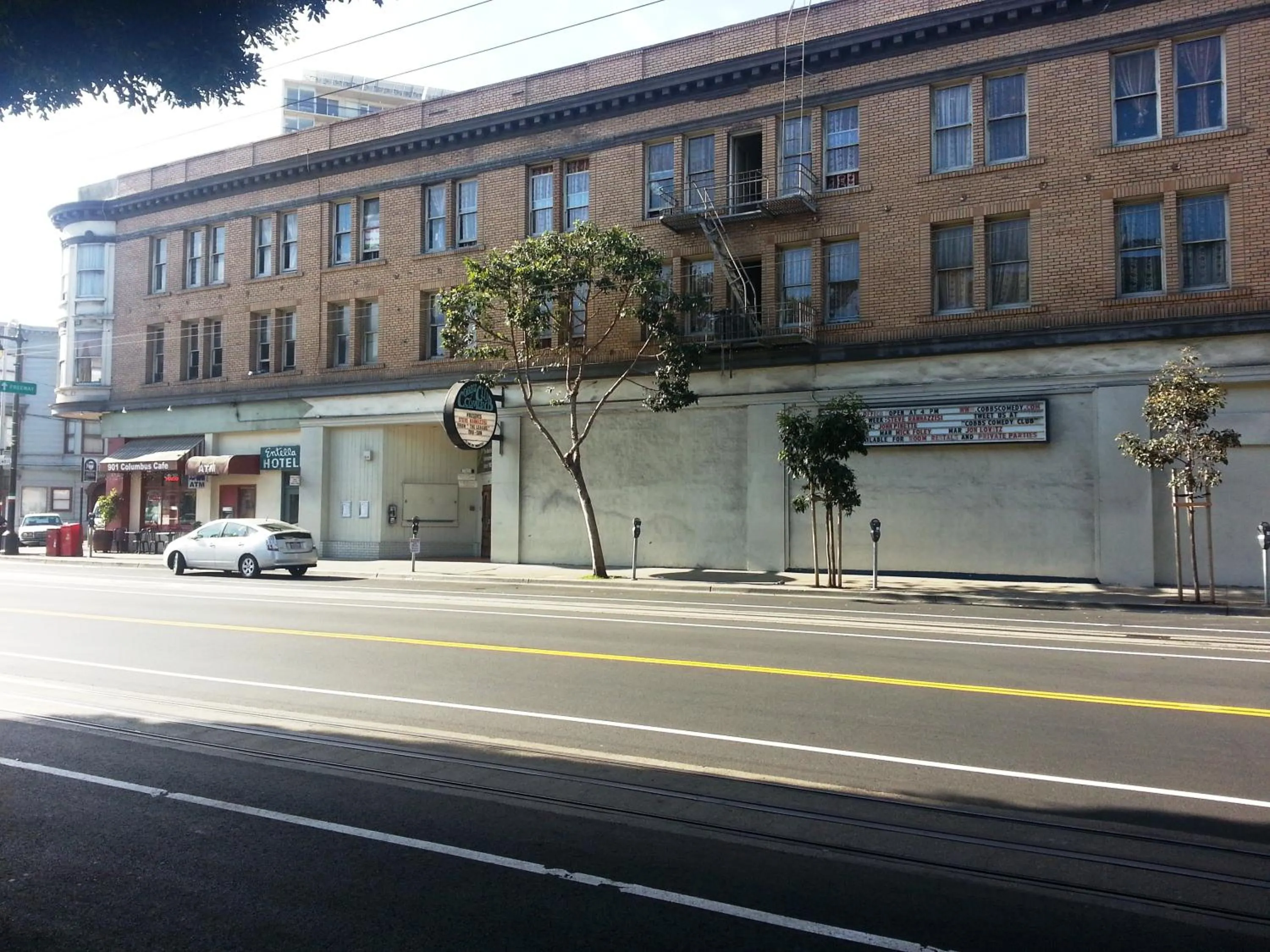 Facade/entrance in Entella Hotel
