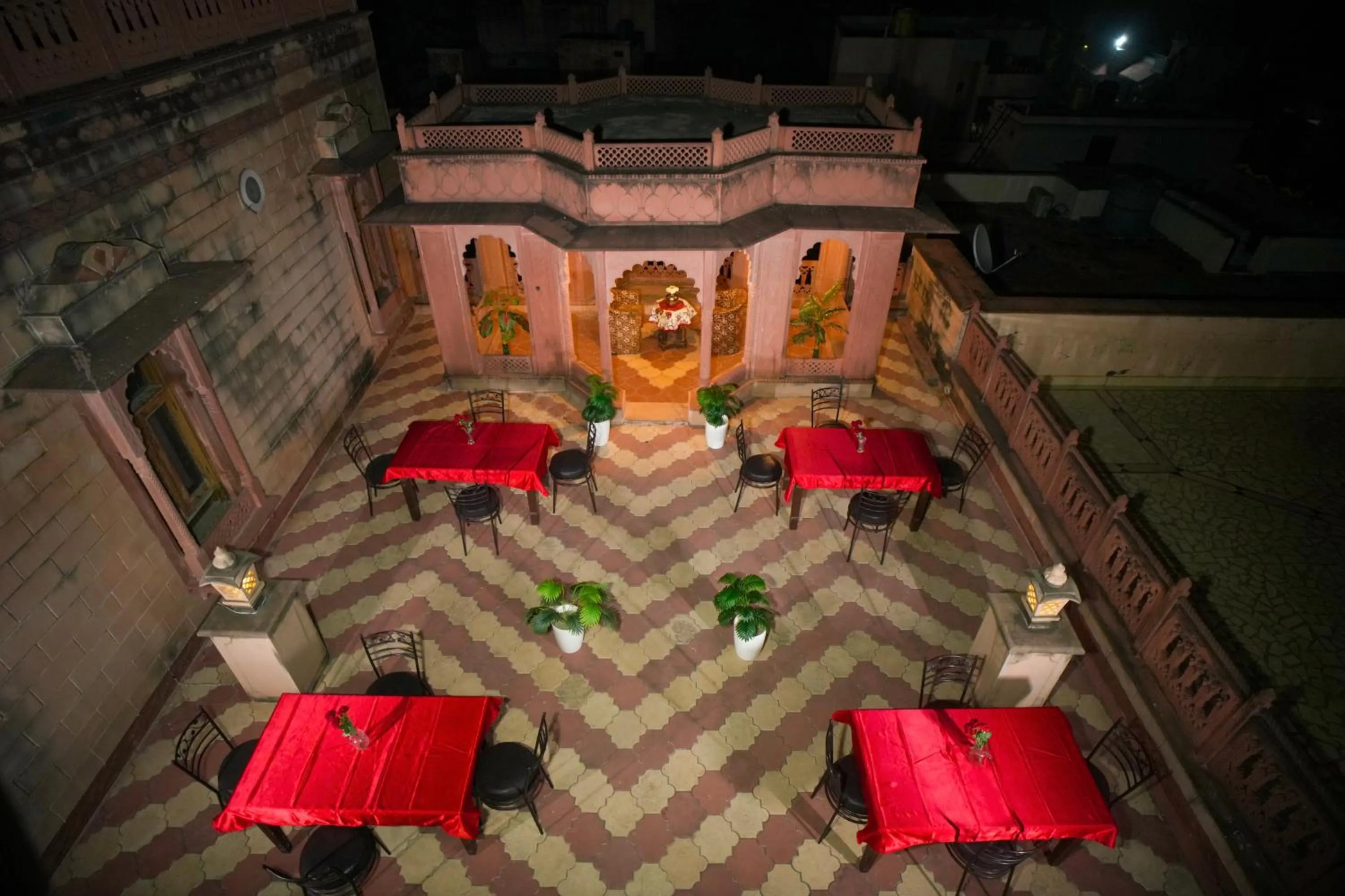 Patio in Pratapgarh Haveli